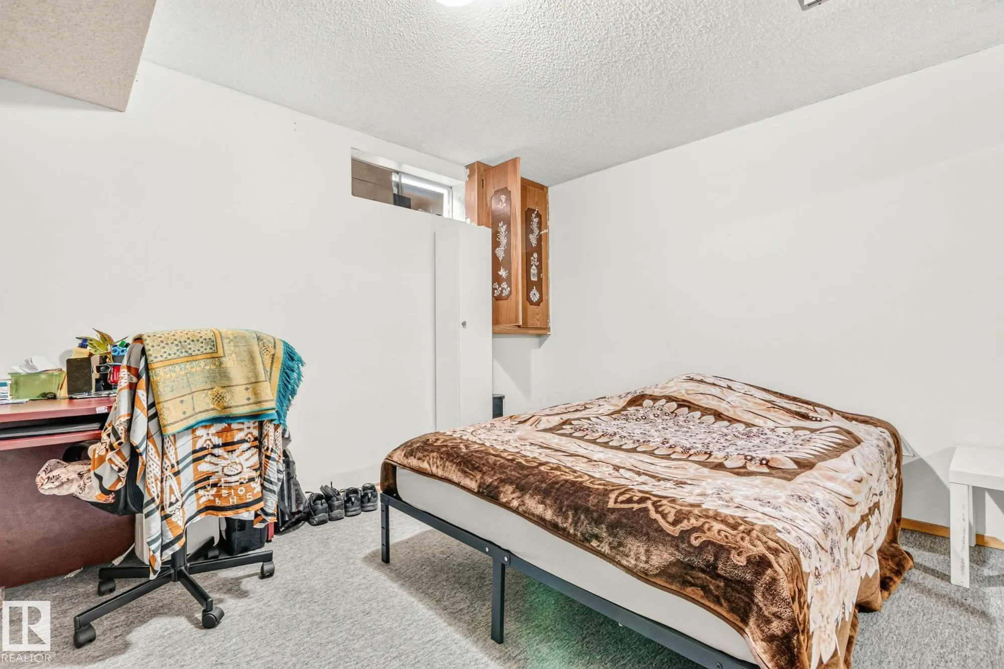 11 HOWSON Crescent