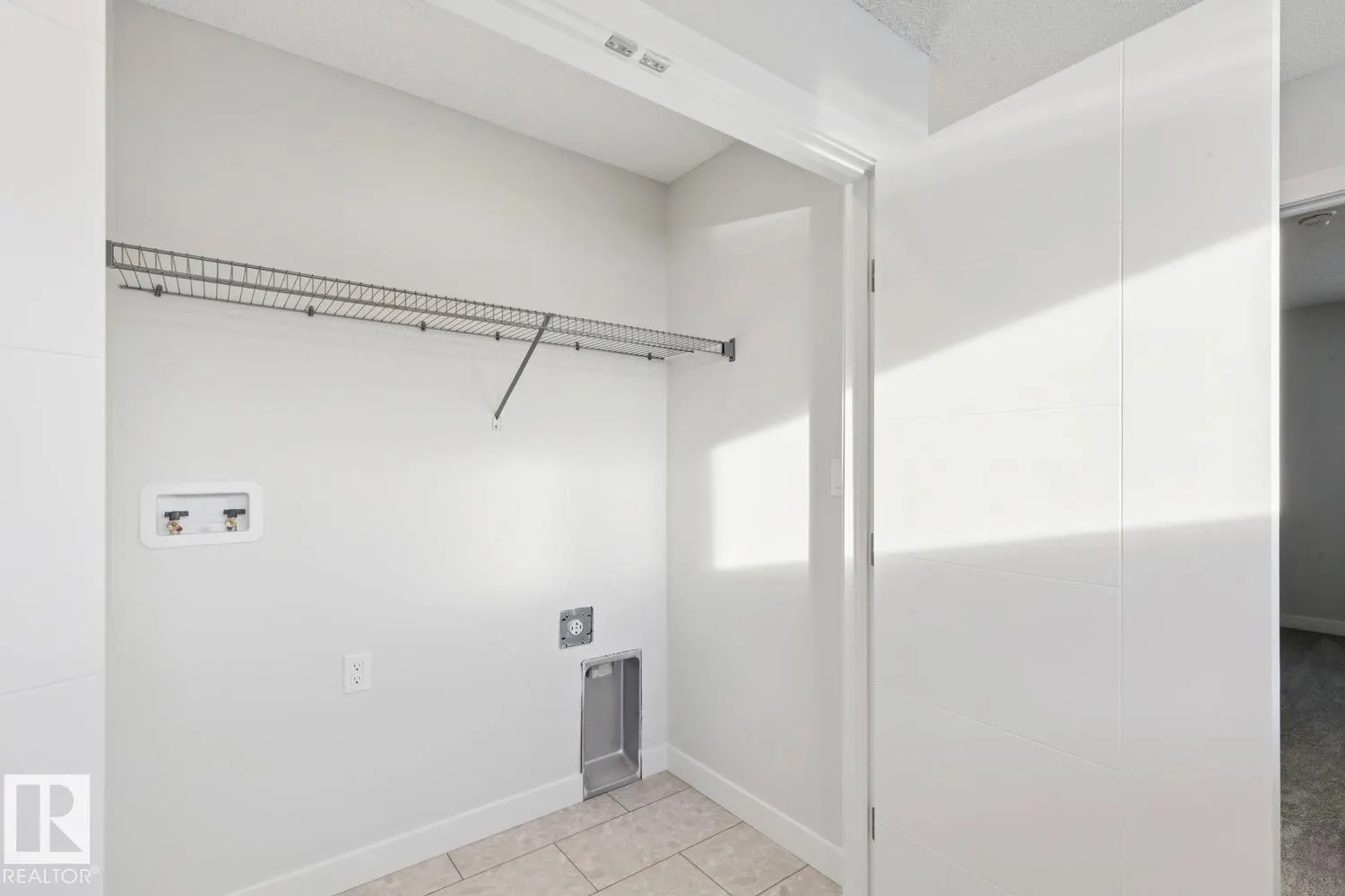 1081 BERG Place