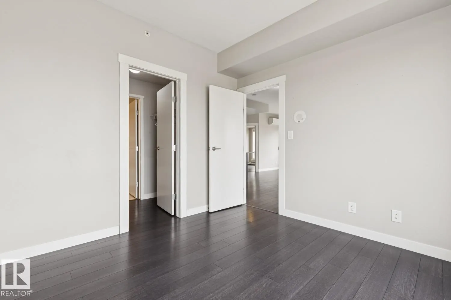 10410 102 Avenue