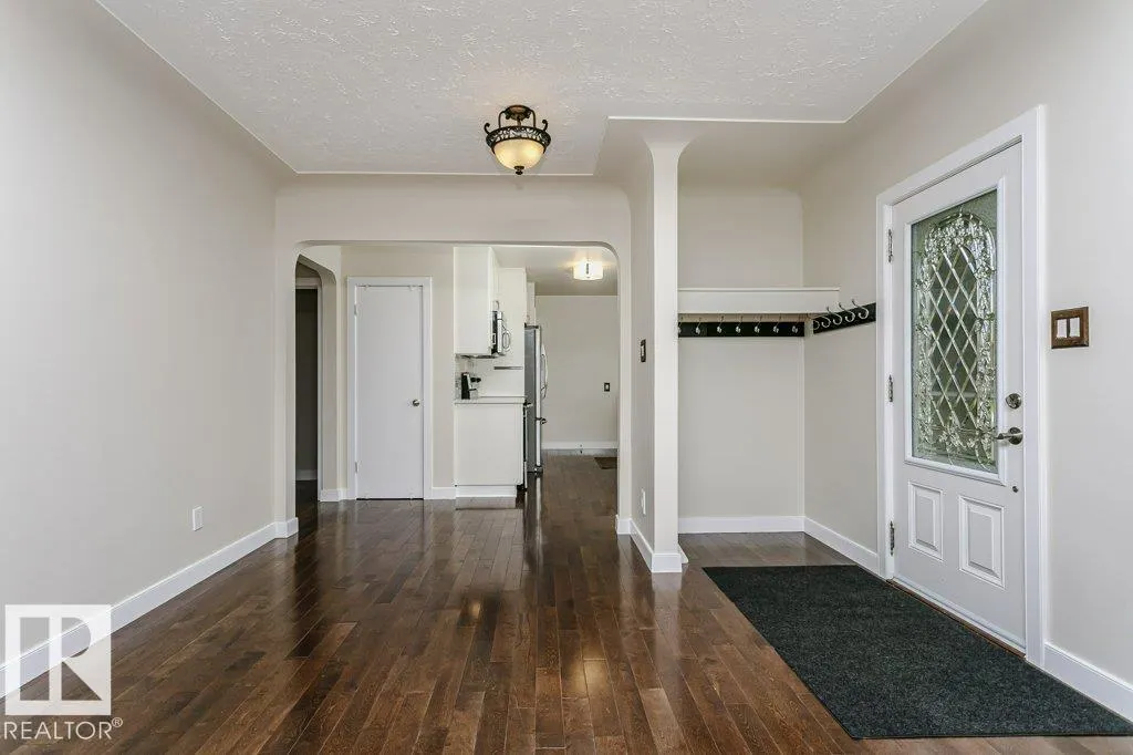 12255 DOVERCOURT Crescent