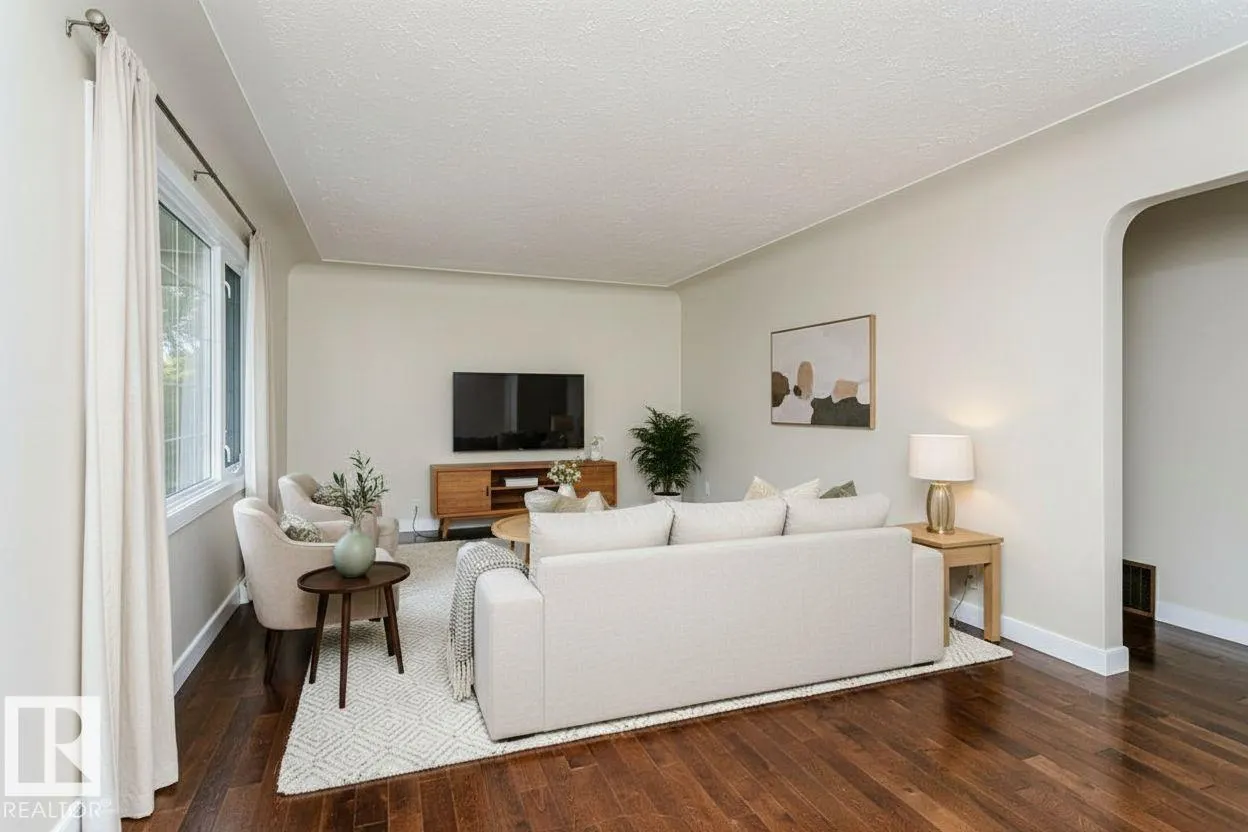 12255 DOVERCOURT Crescent