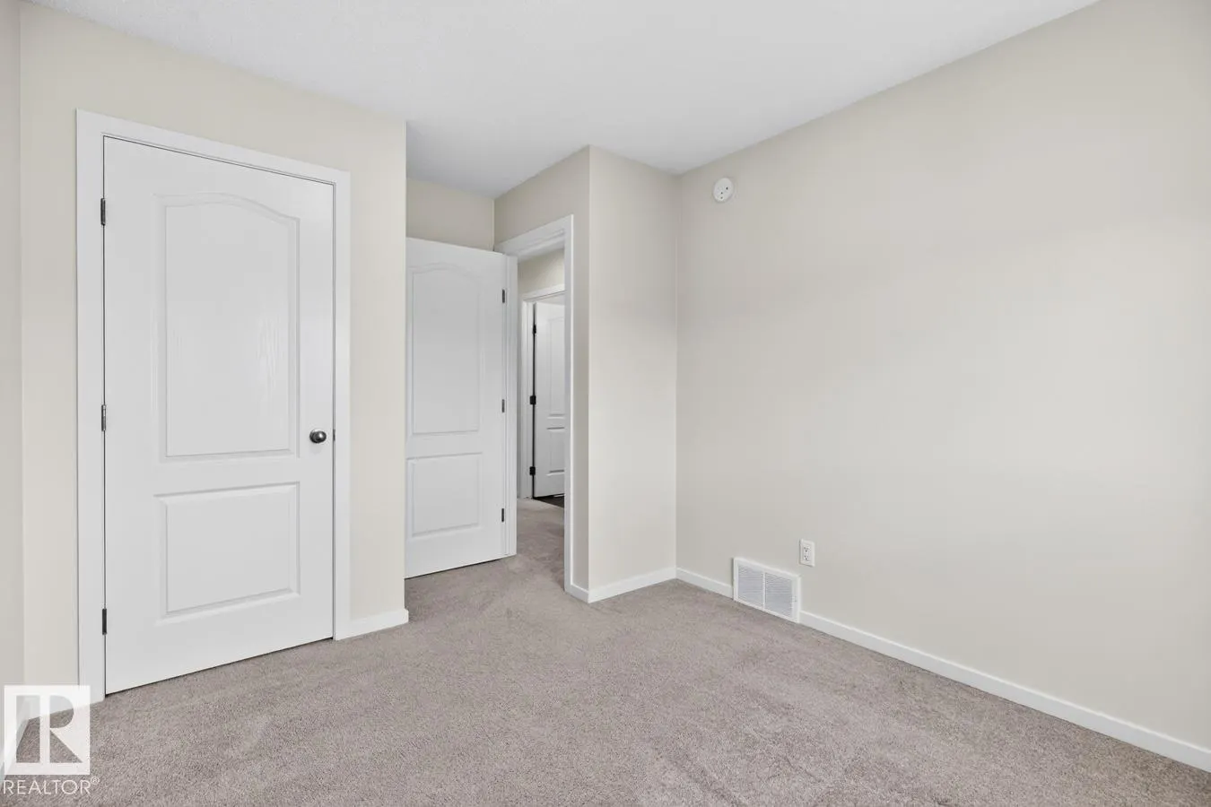 9478 Colak Lane
