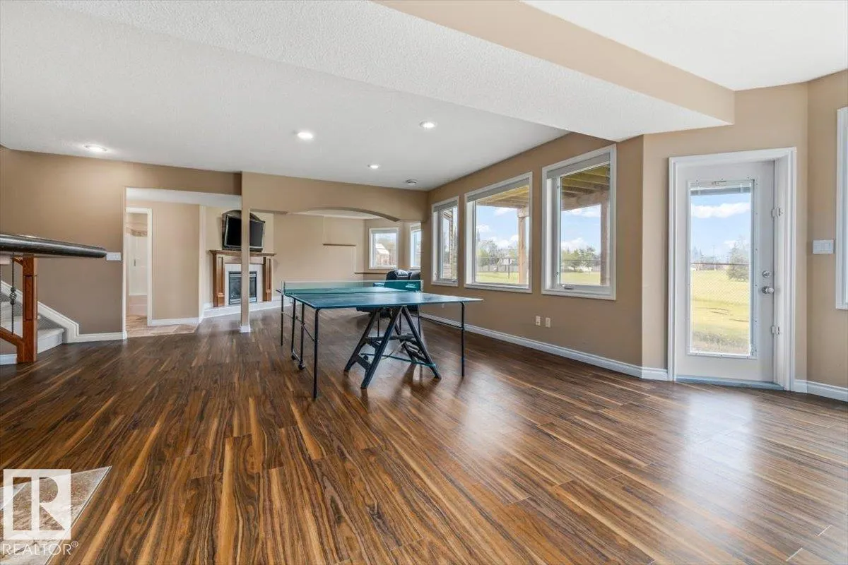 215 WESTERRA Point(e)