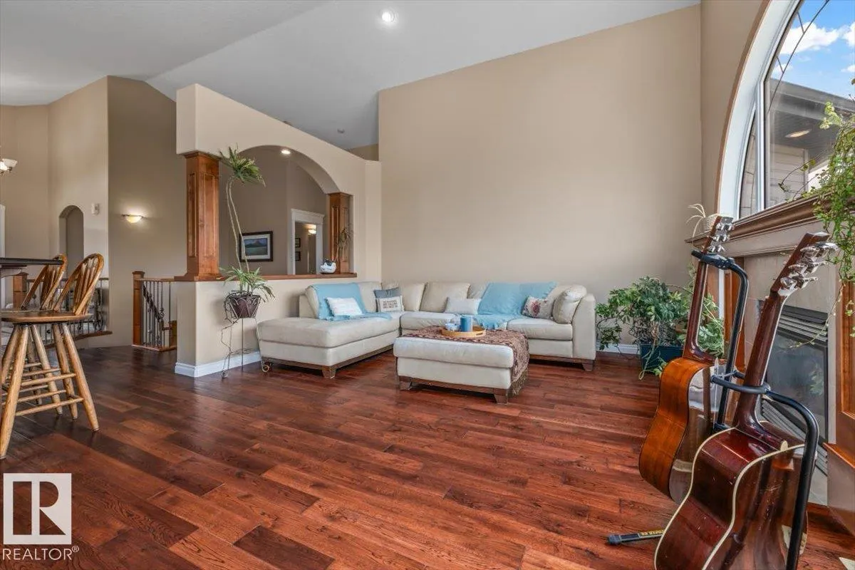 215 WESTERRA Point(e)