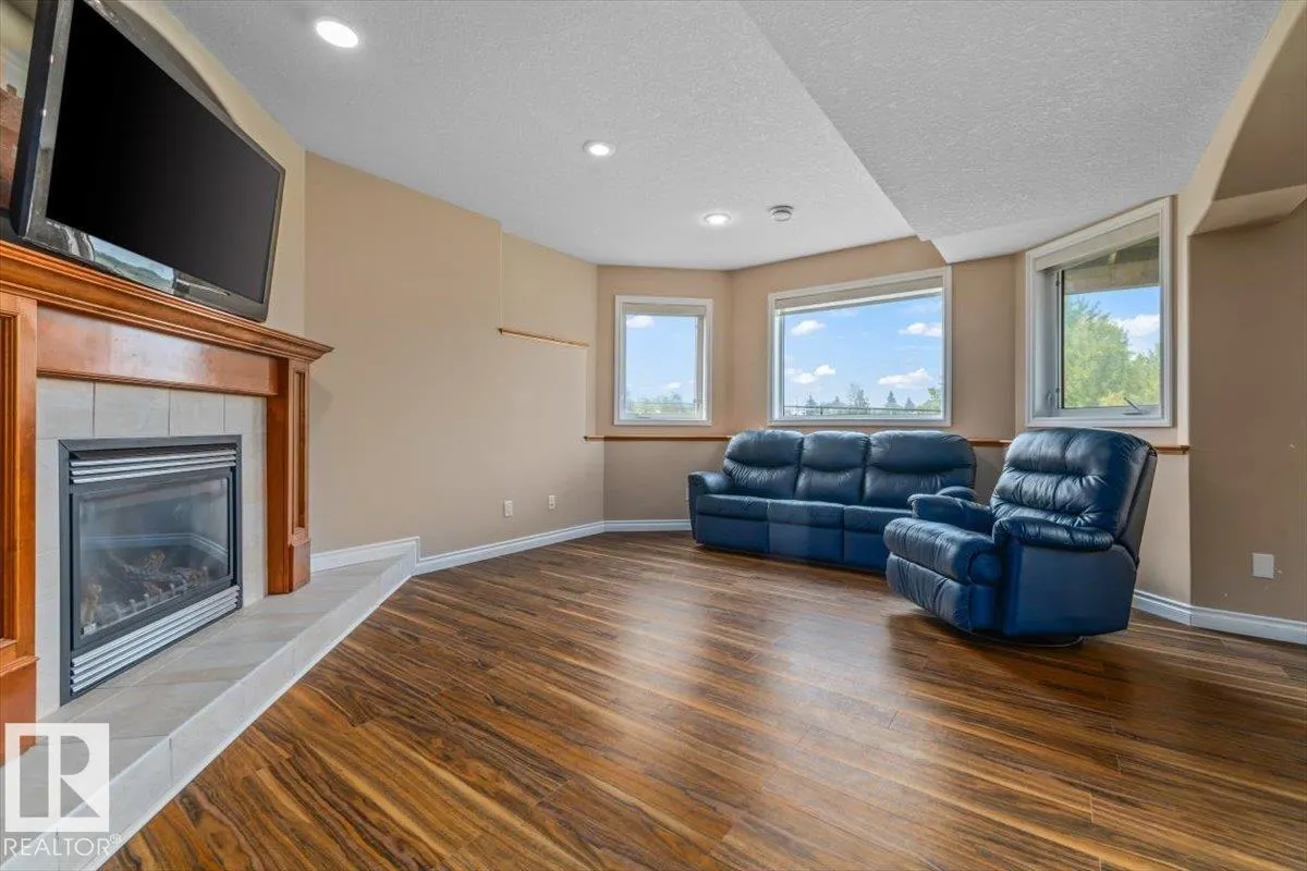 215 WESTERRA Point(e)
