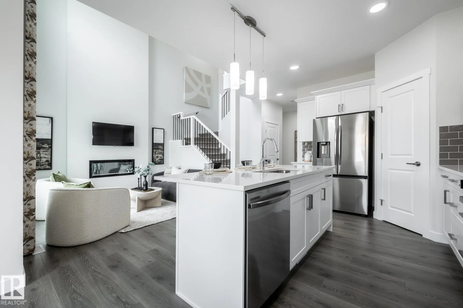 2 Marigold Avenue