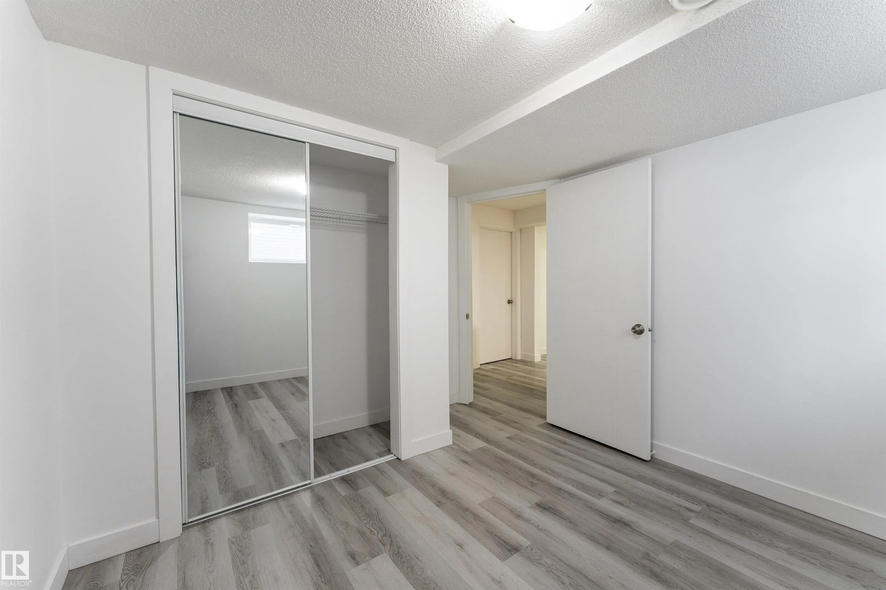 2416 WONNACOTT Court