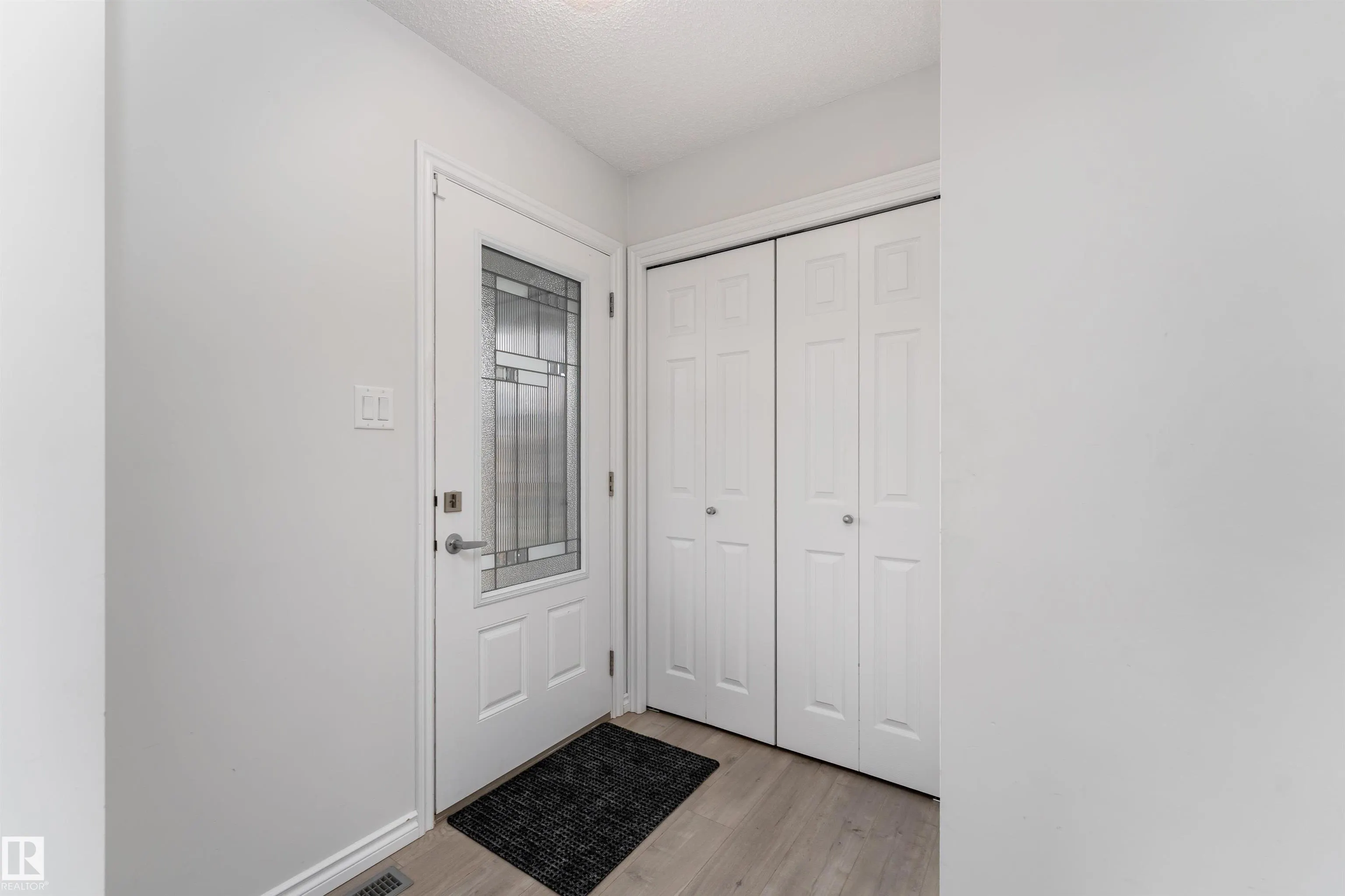 2416 WONNACOTT Court