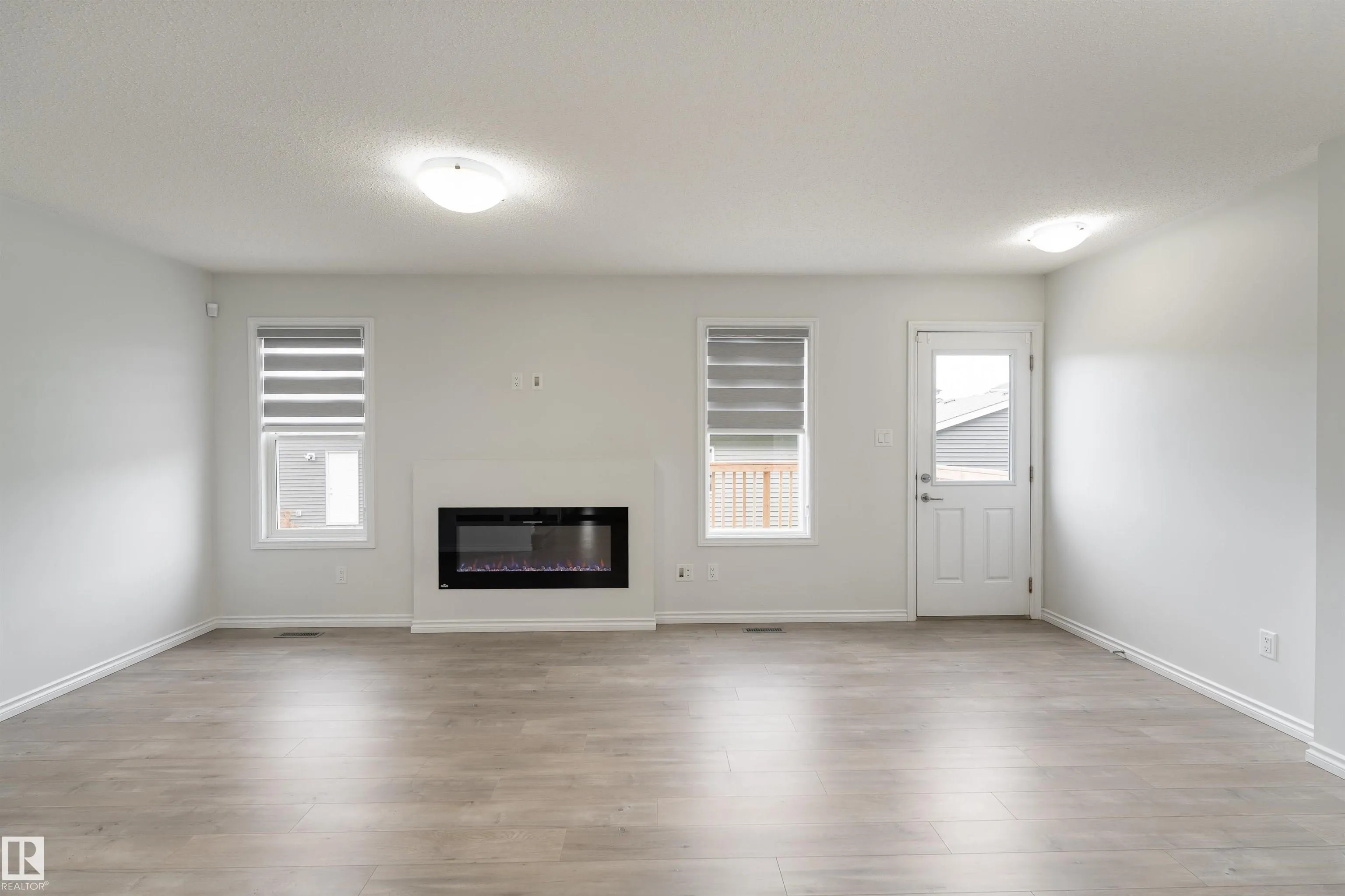 2416 WONNACOTT Court