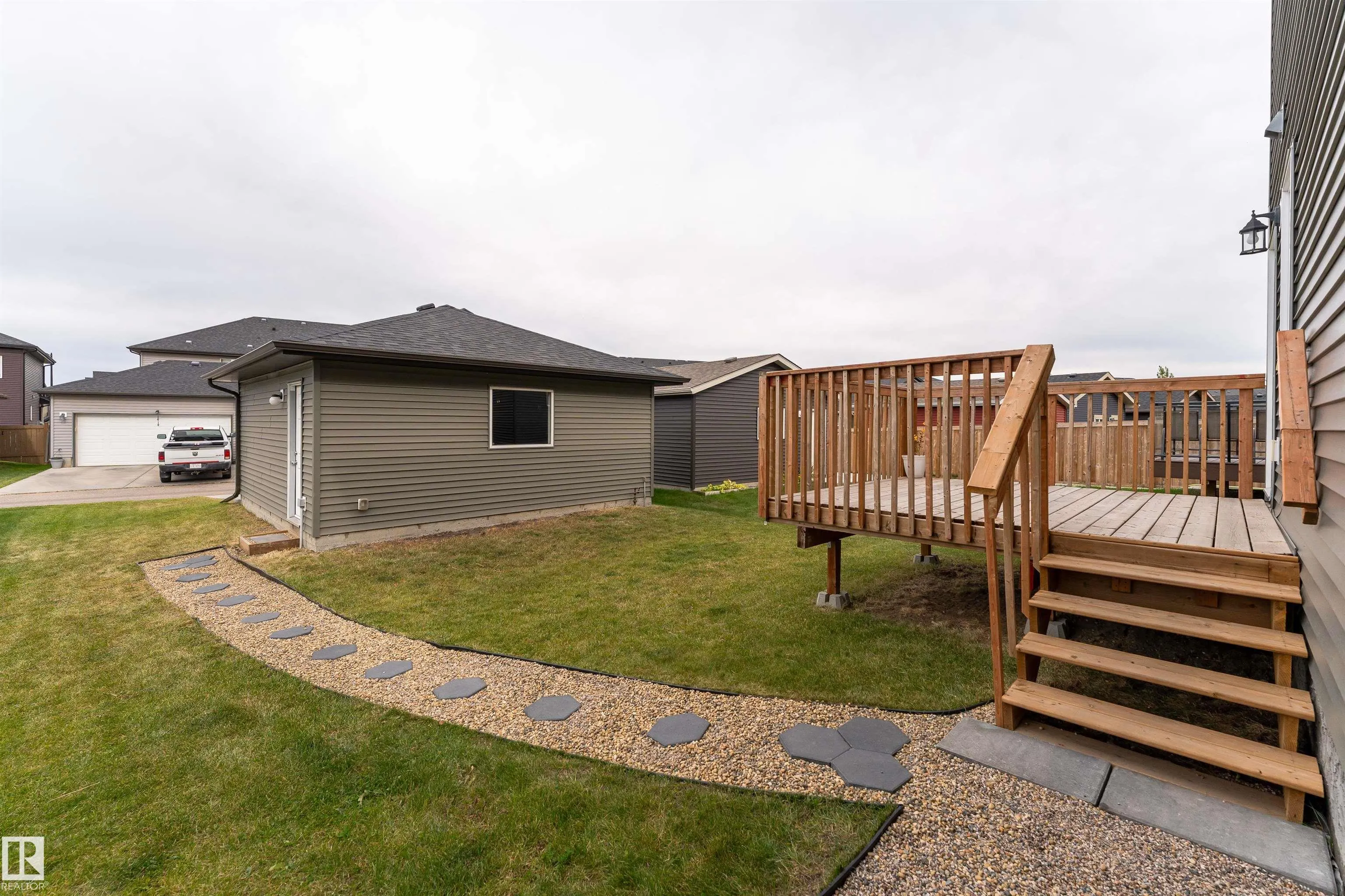 2416 WONNACOTT Court