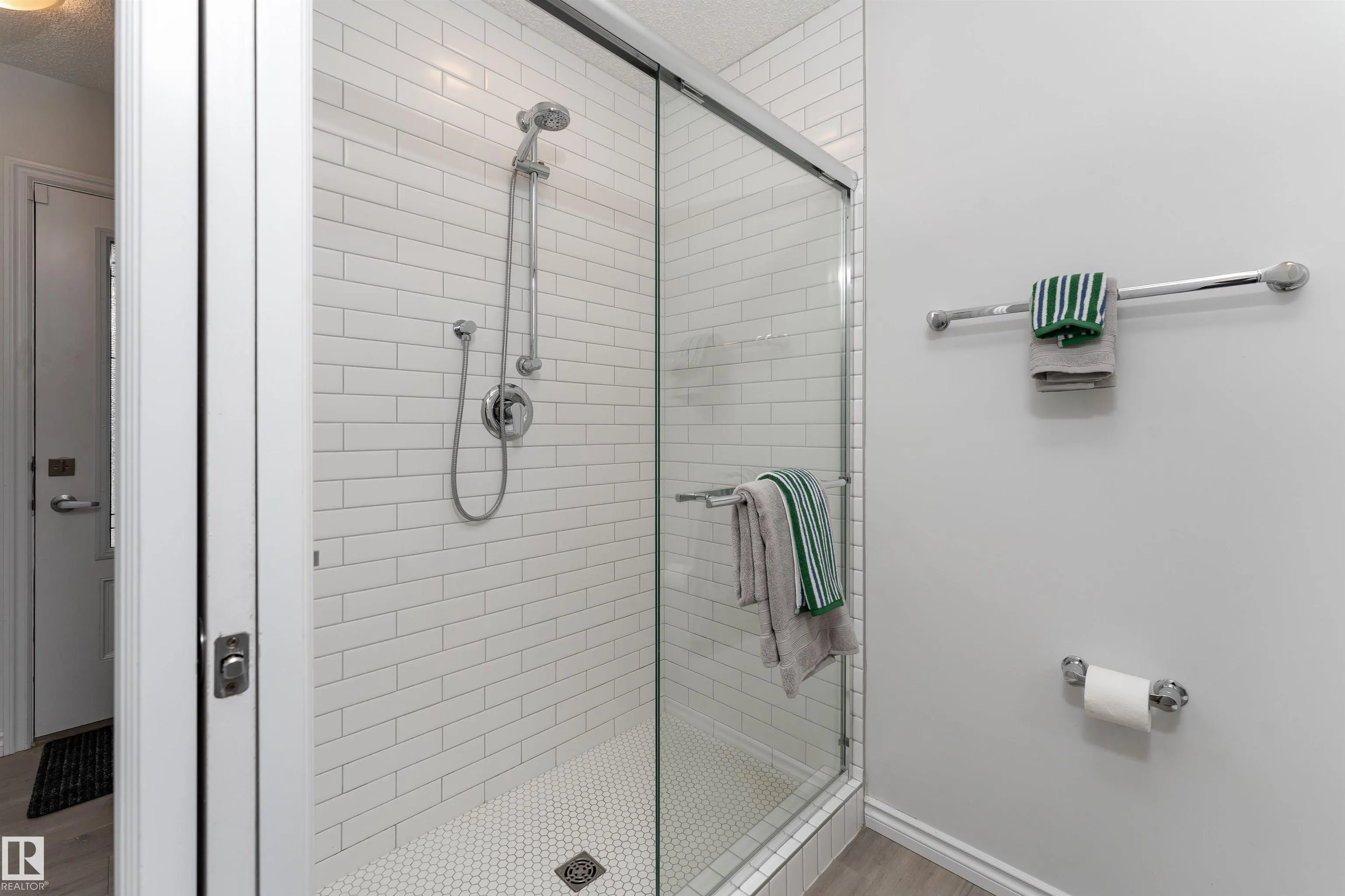 2416 WONNACOTT Court
