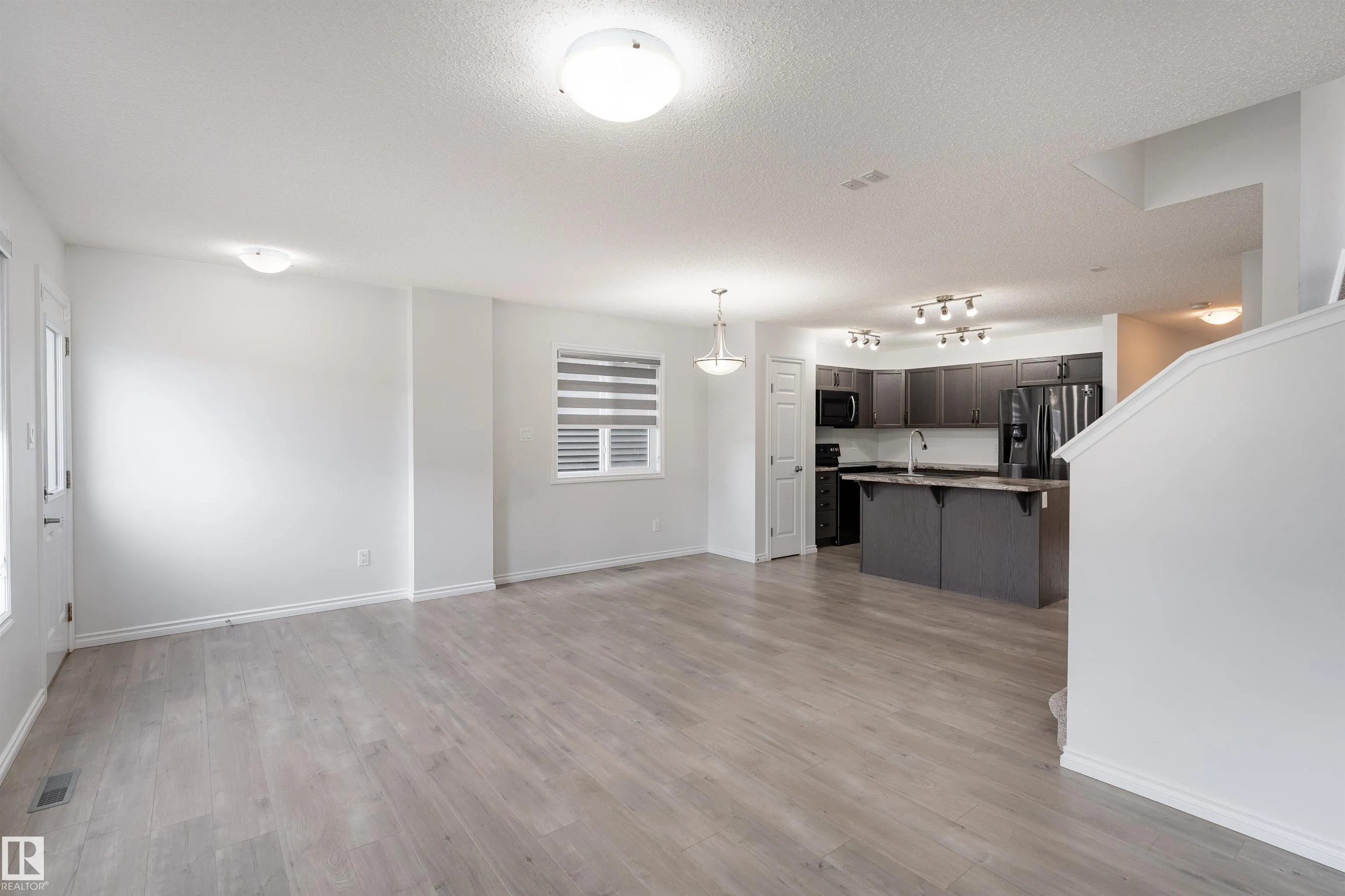 2416 WONNACOTT Court