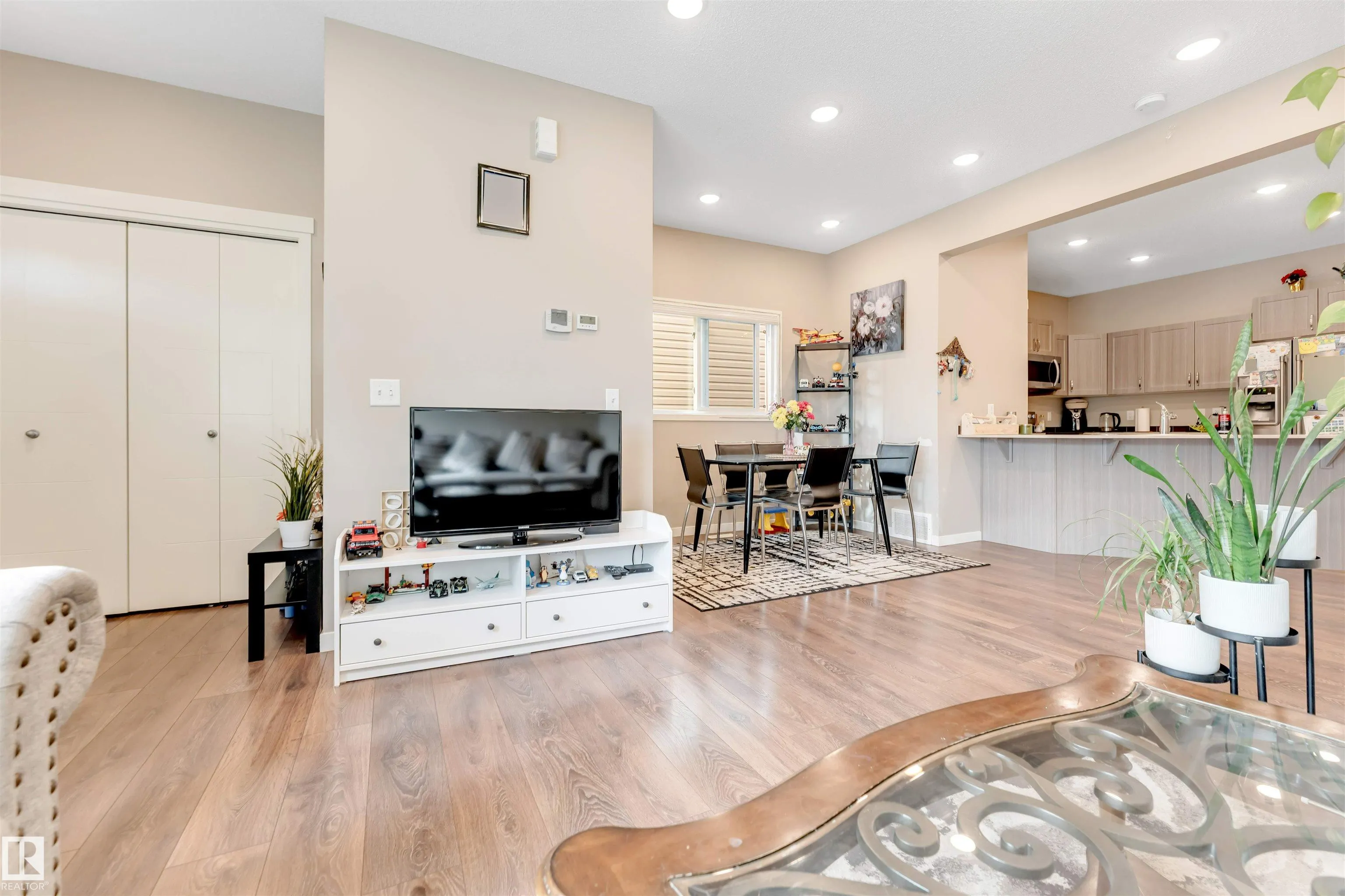 1410 26 Avenue