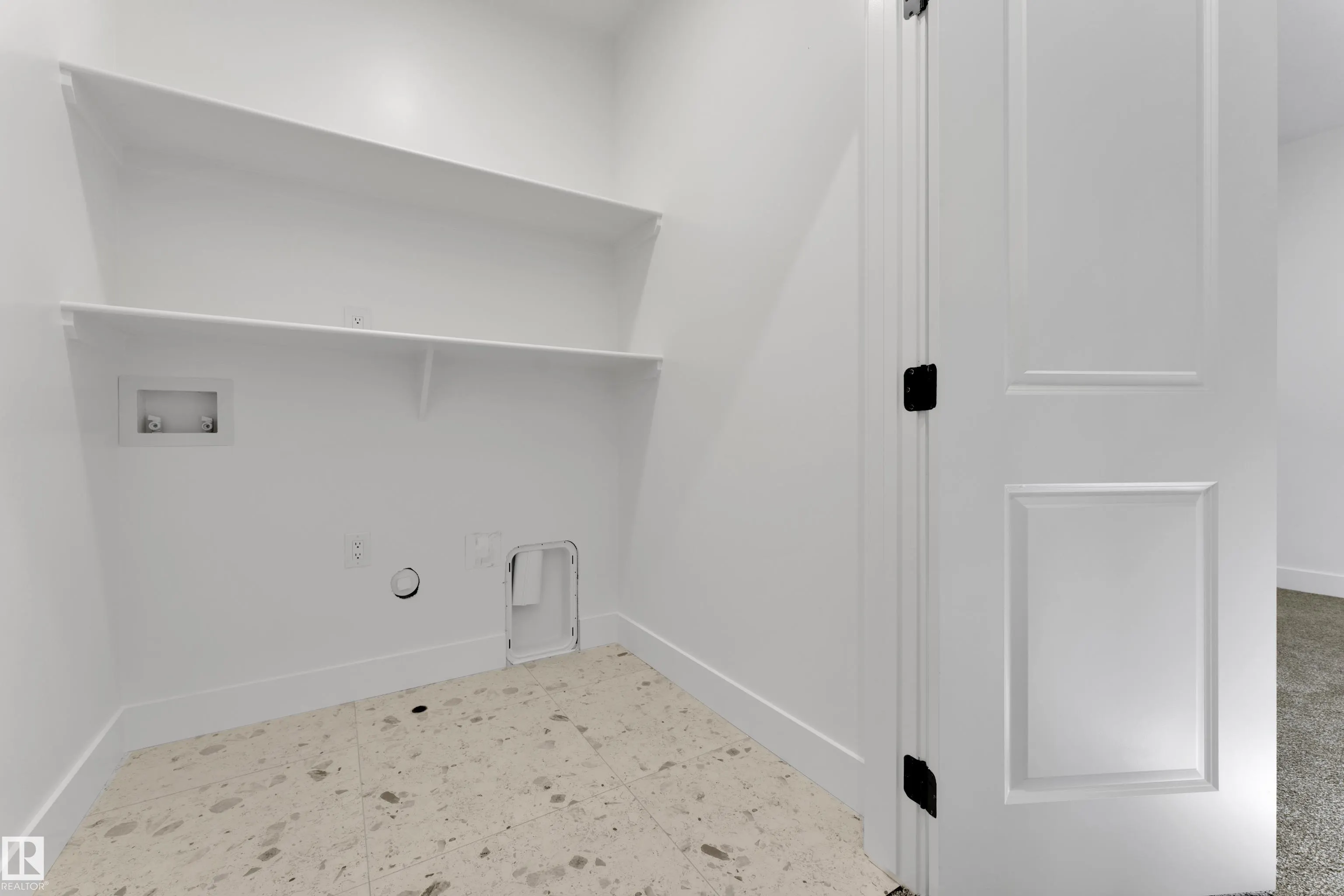 261 Linden Loop
