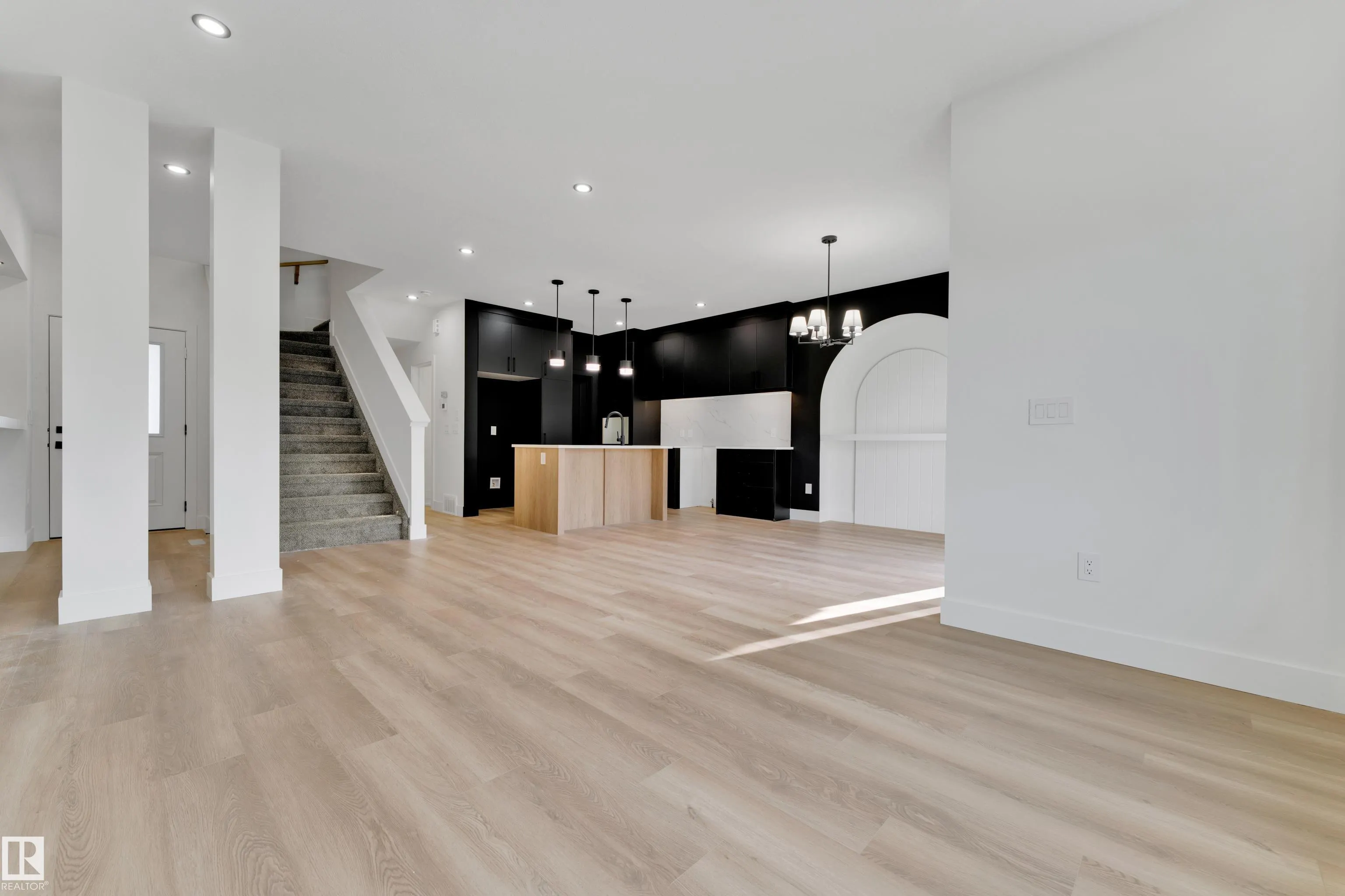 261 Linden Loop
