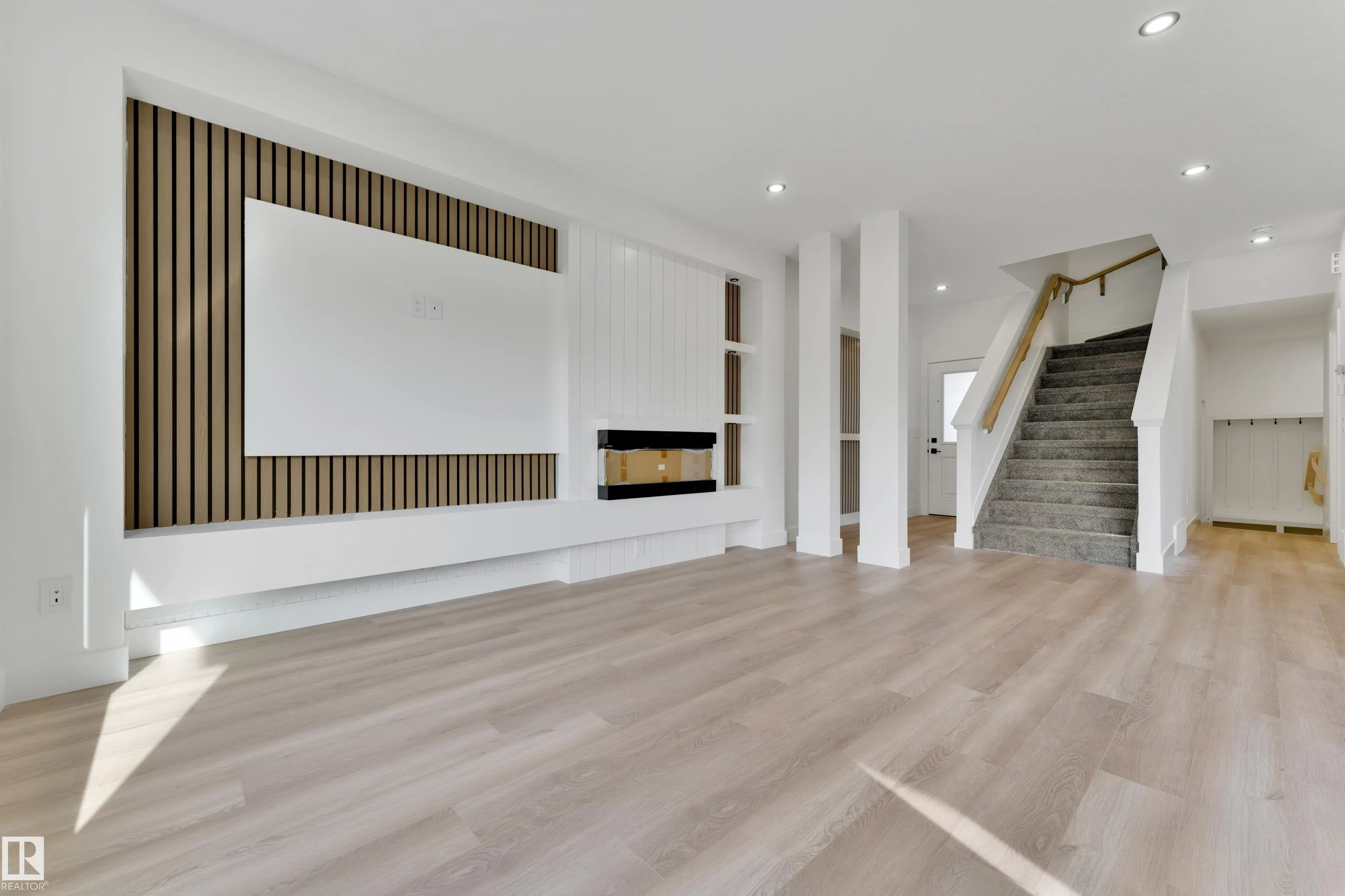 261 Linden Loop