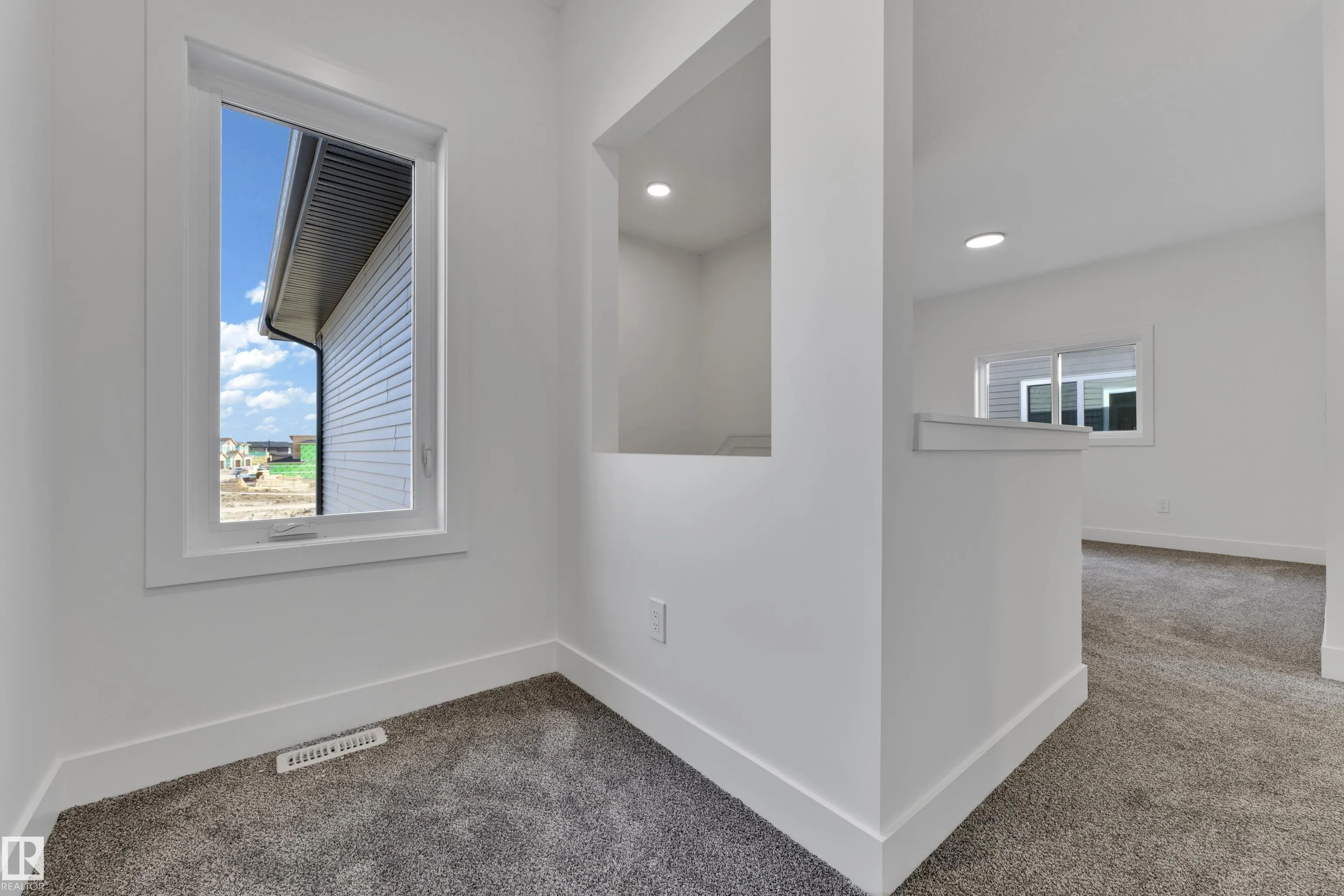 261 Linden Loop