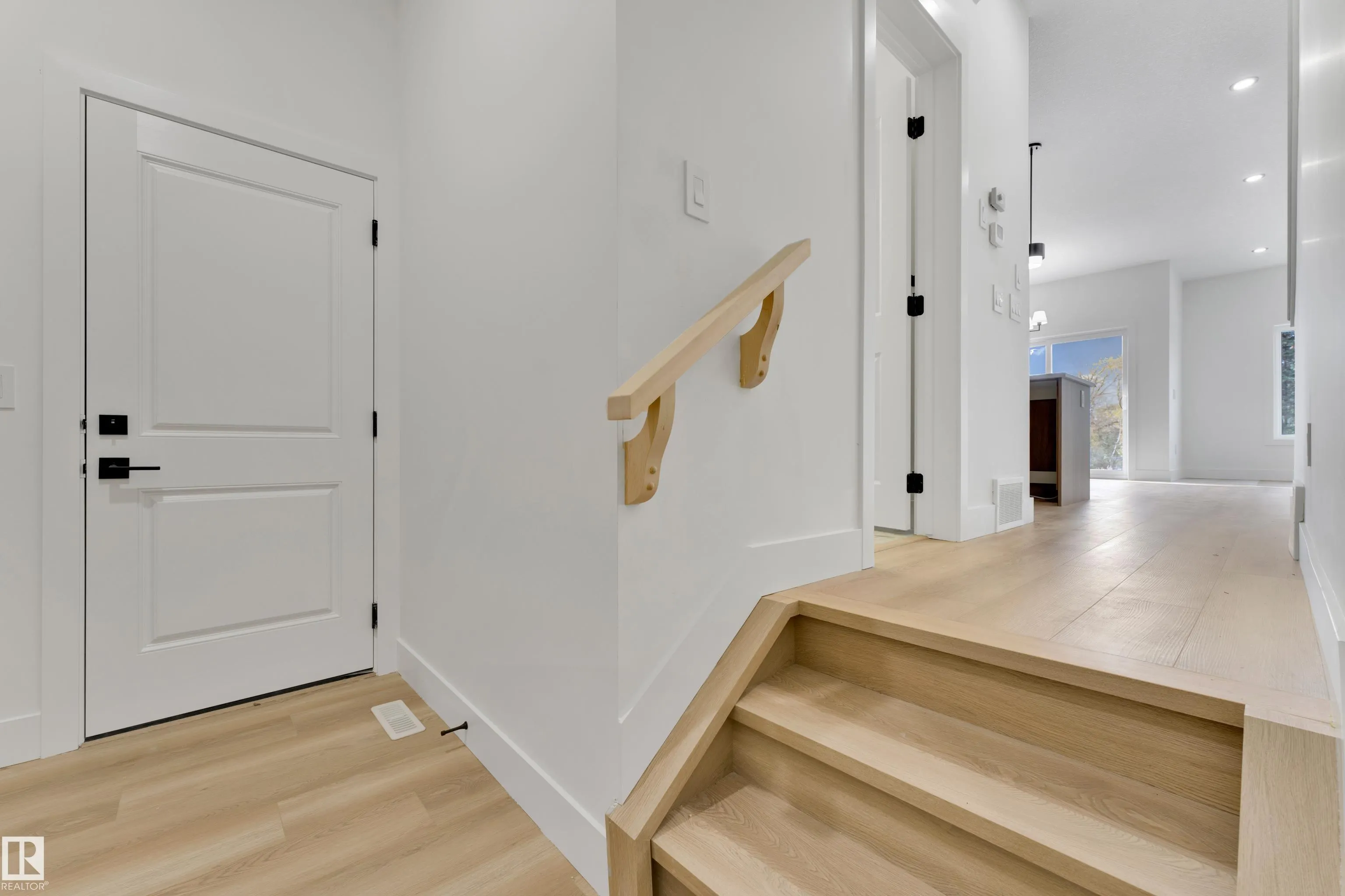 261 Linden Loop