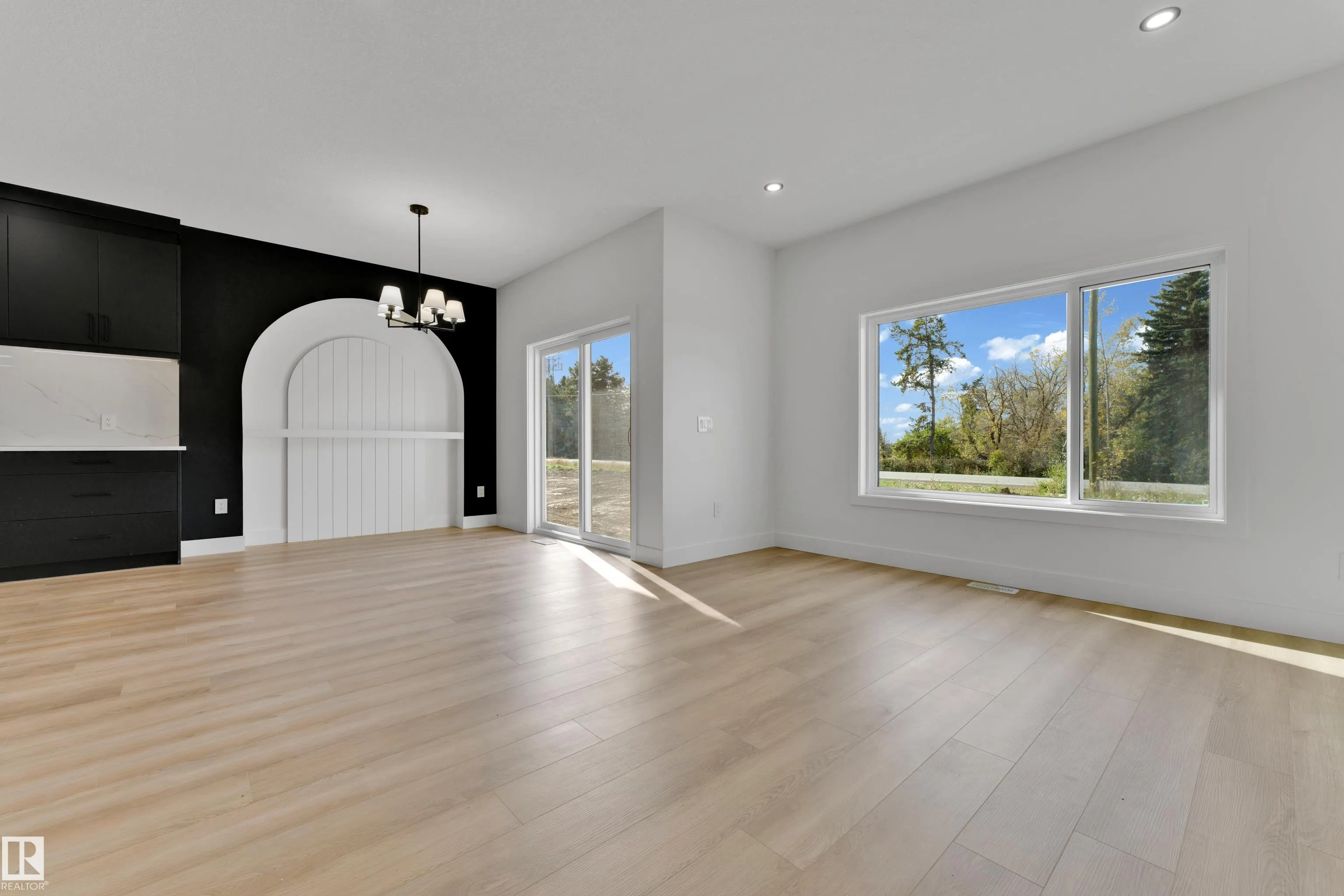 261 Linden Loop