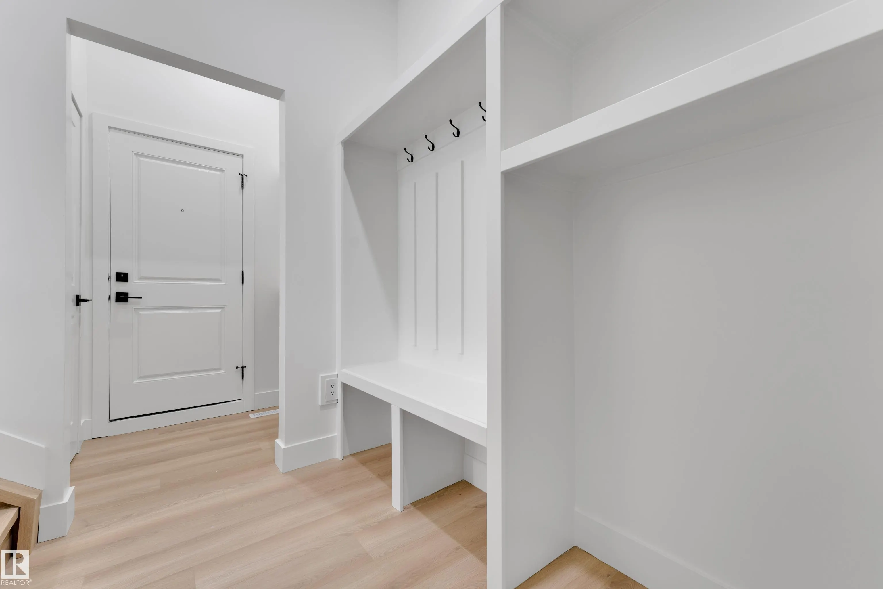 261 Linden Loop