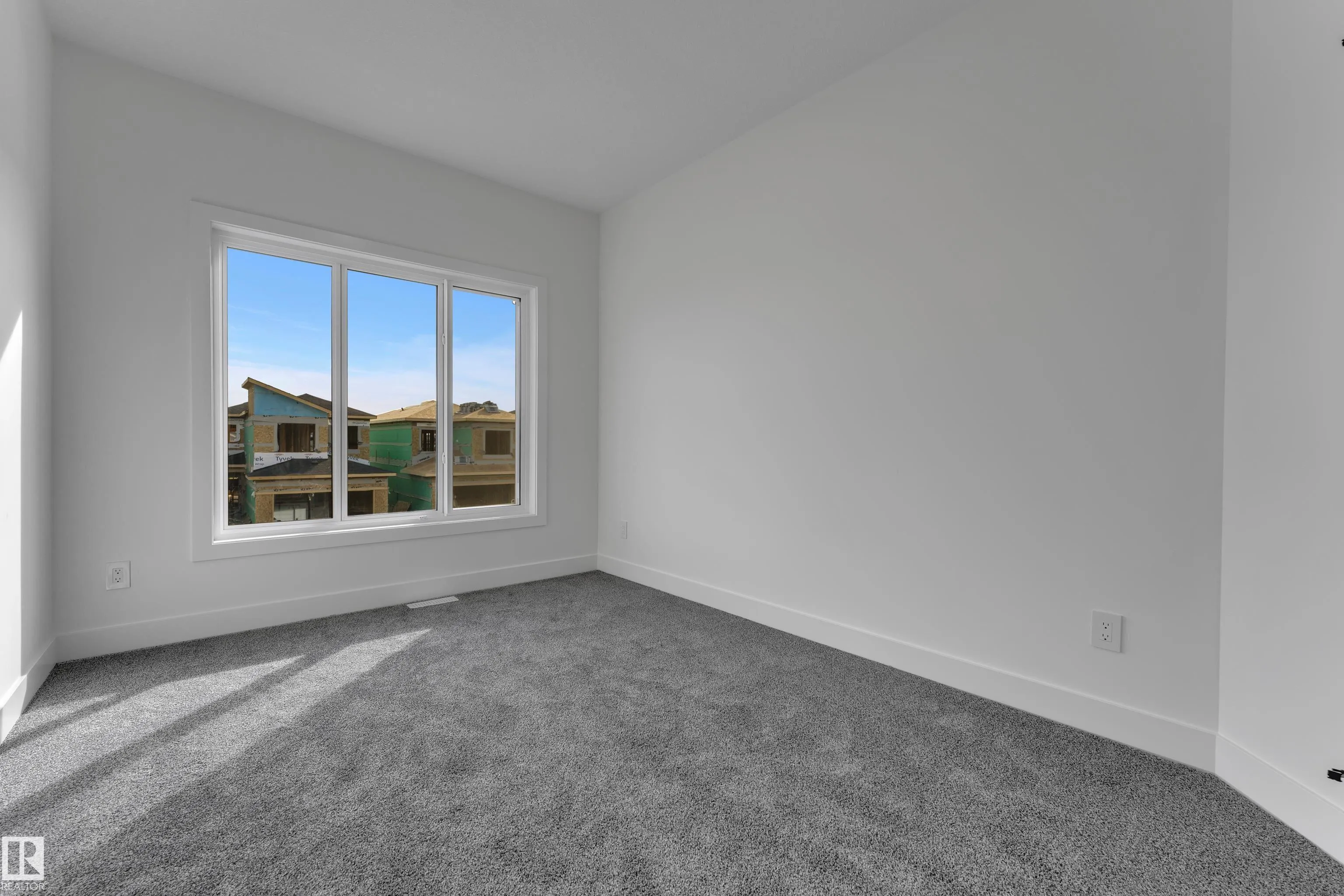 247 Linden Loop