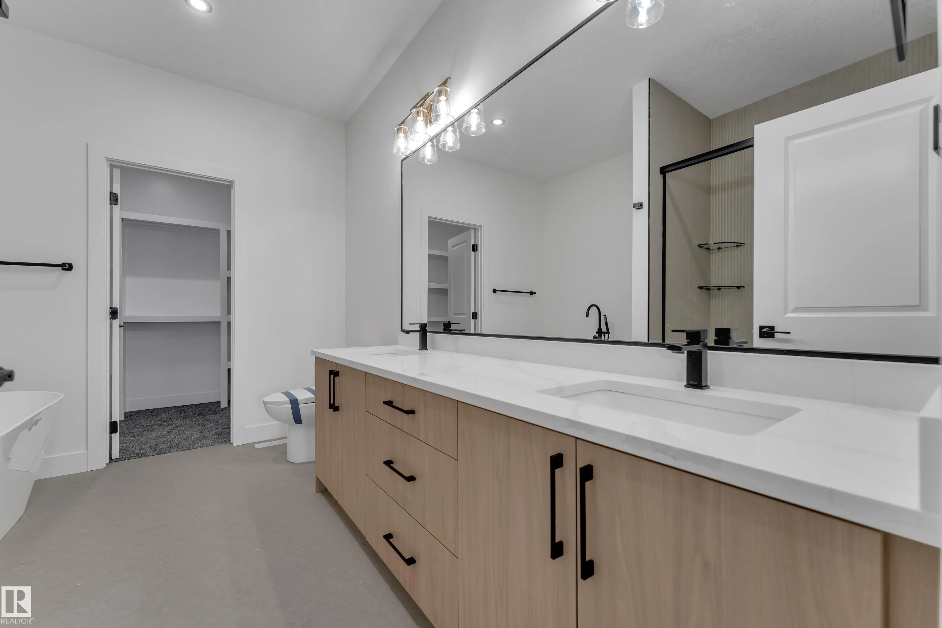 247 Linden Loop