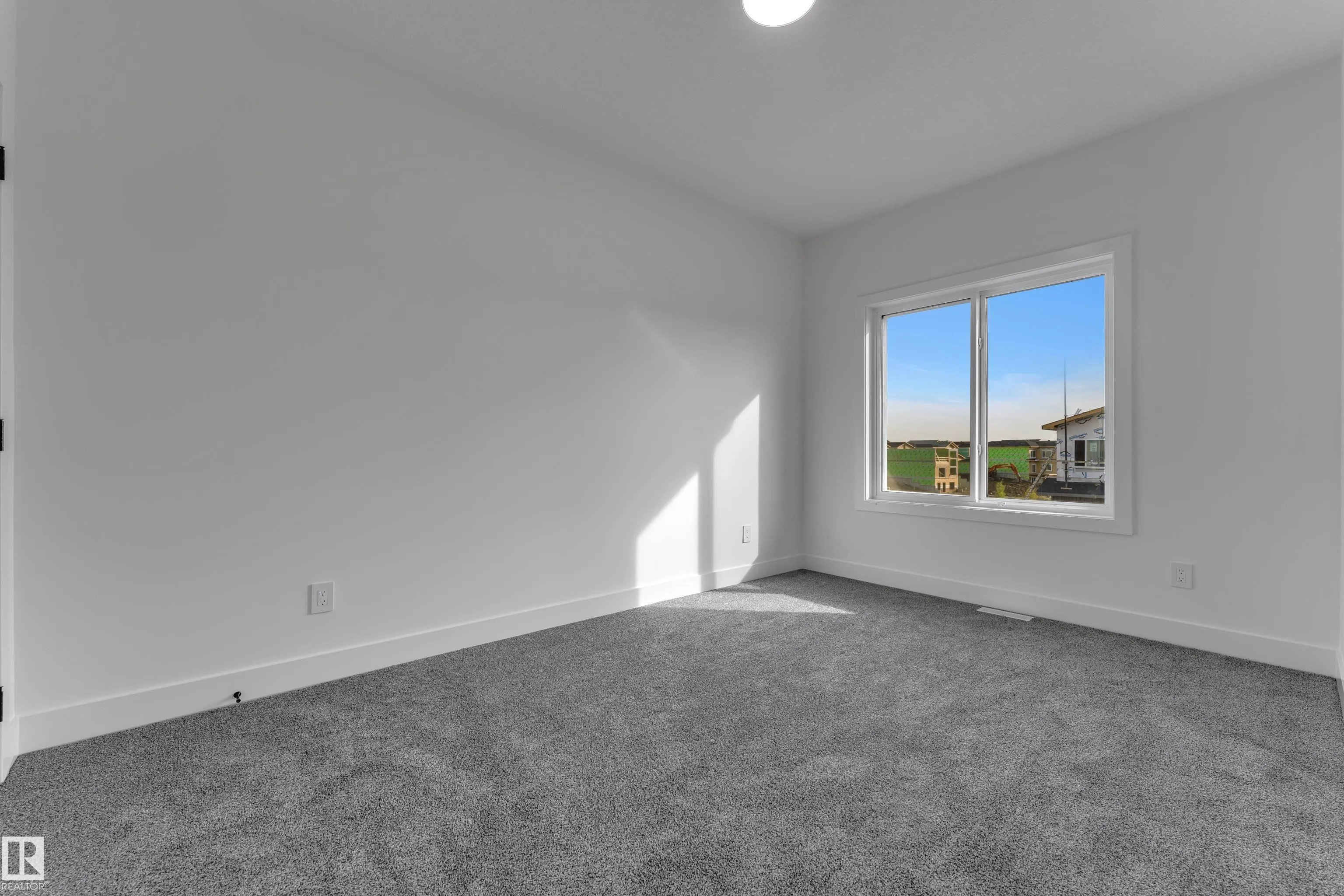247 Linden Loop