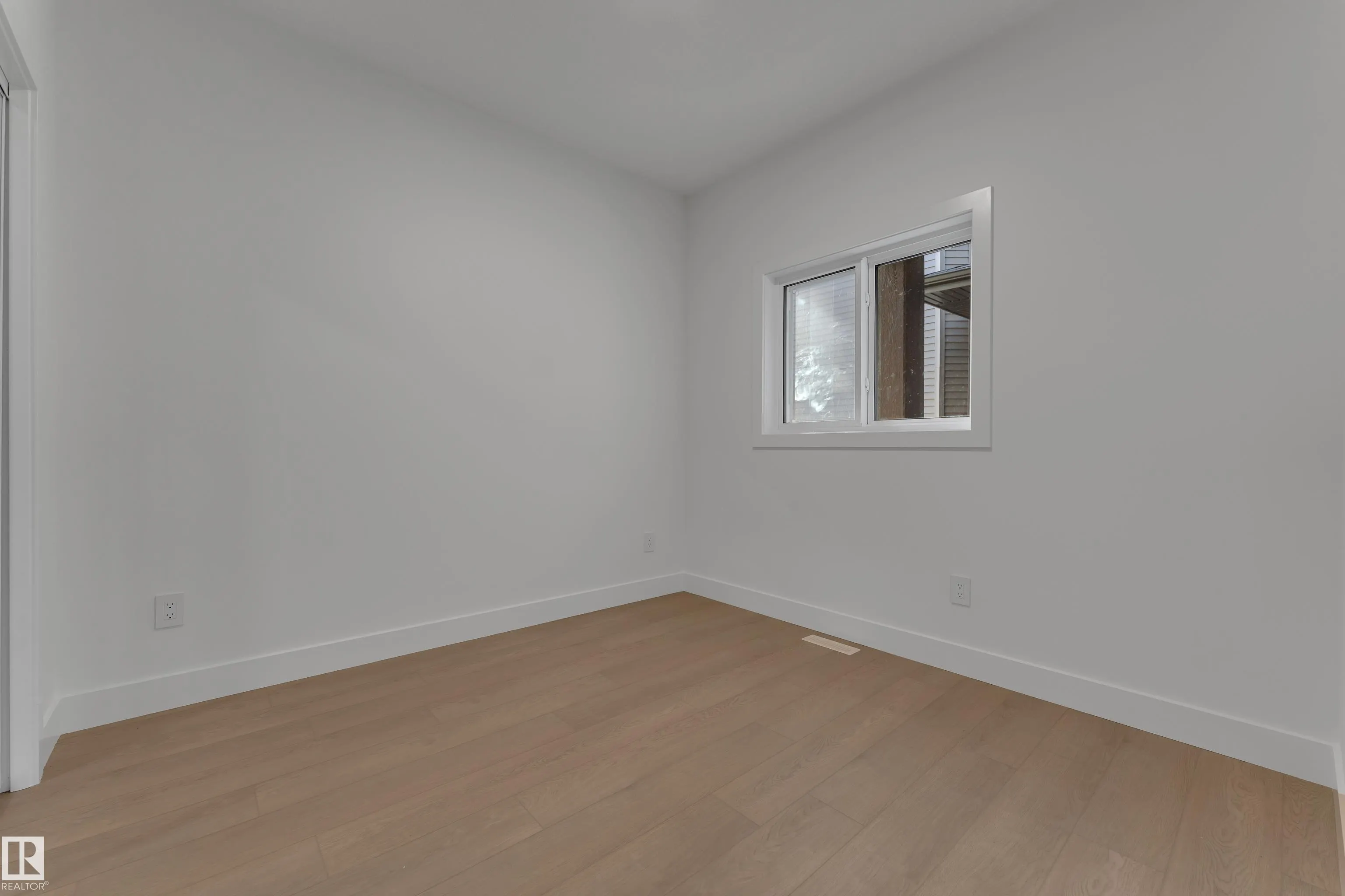 247 Linden Loop