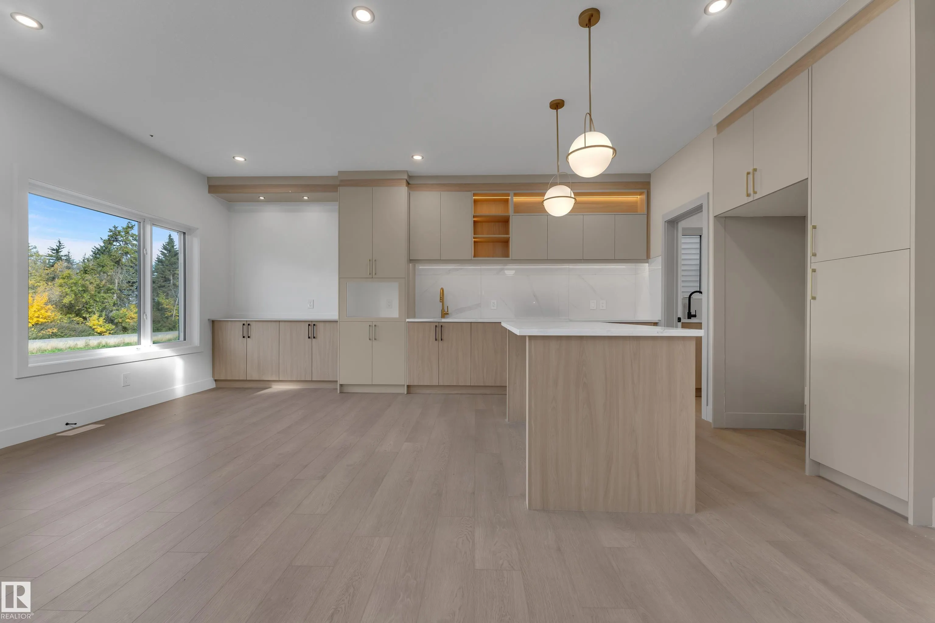 247 Linden Loop
