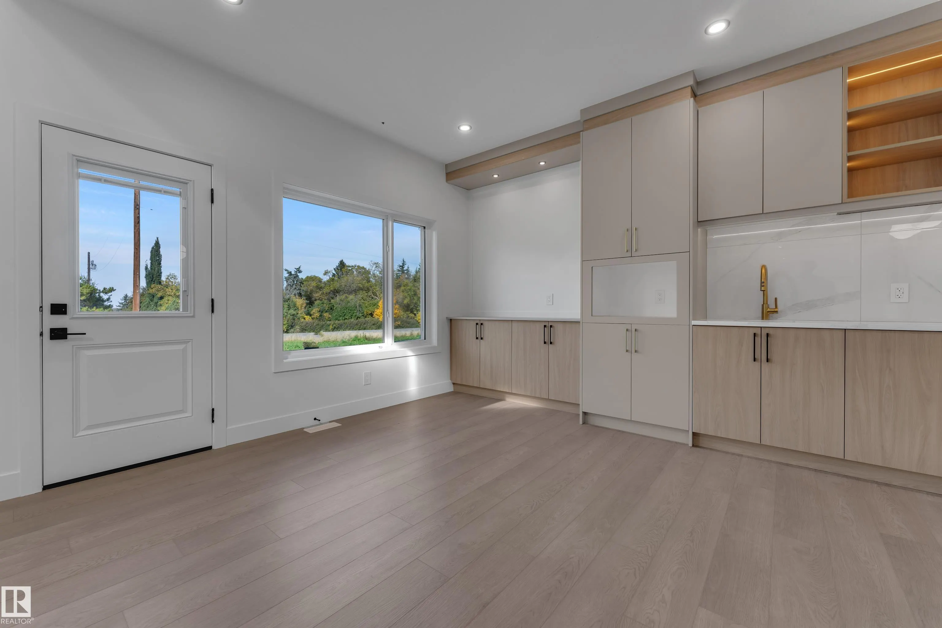 247 Linden Loop