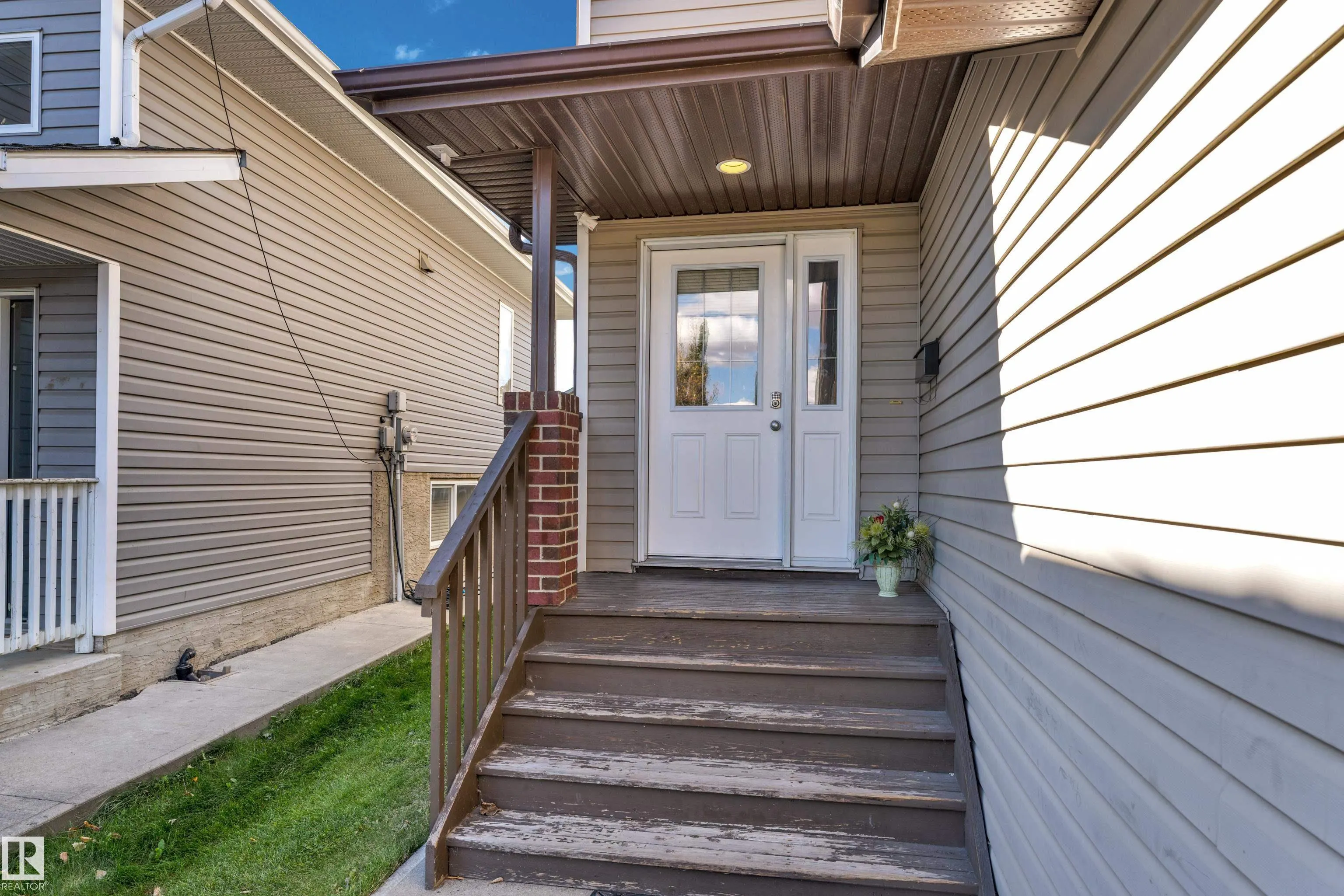 331 SILVER BERRY Road
