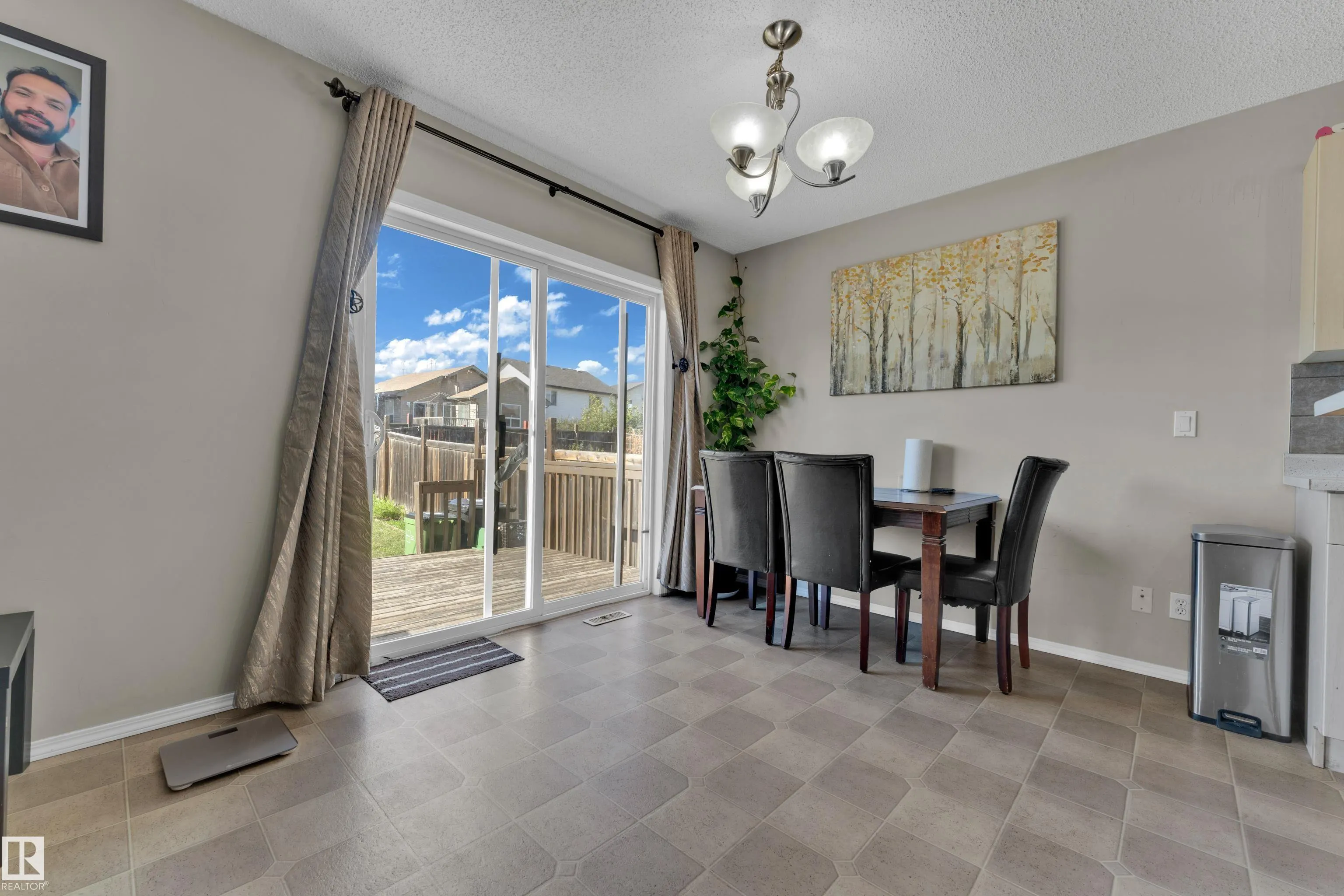331 SILVER BERRY Road