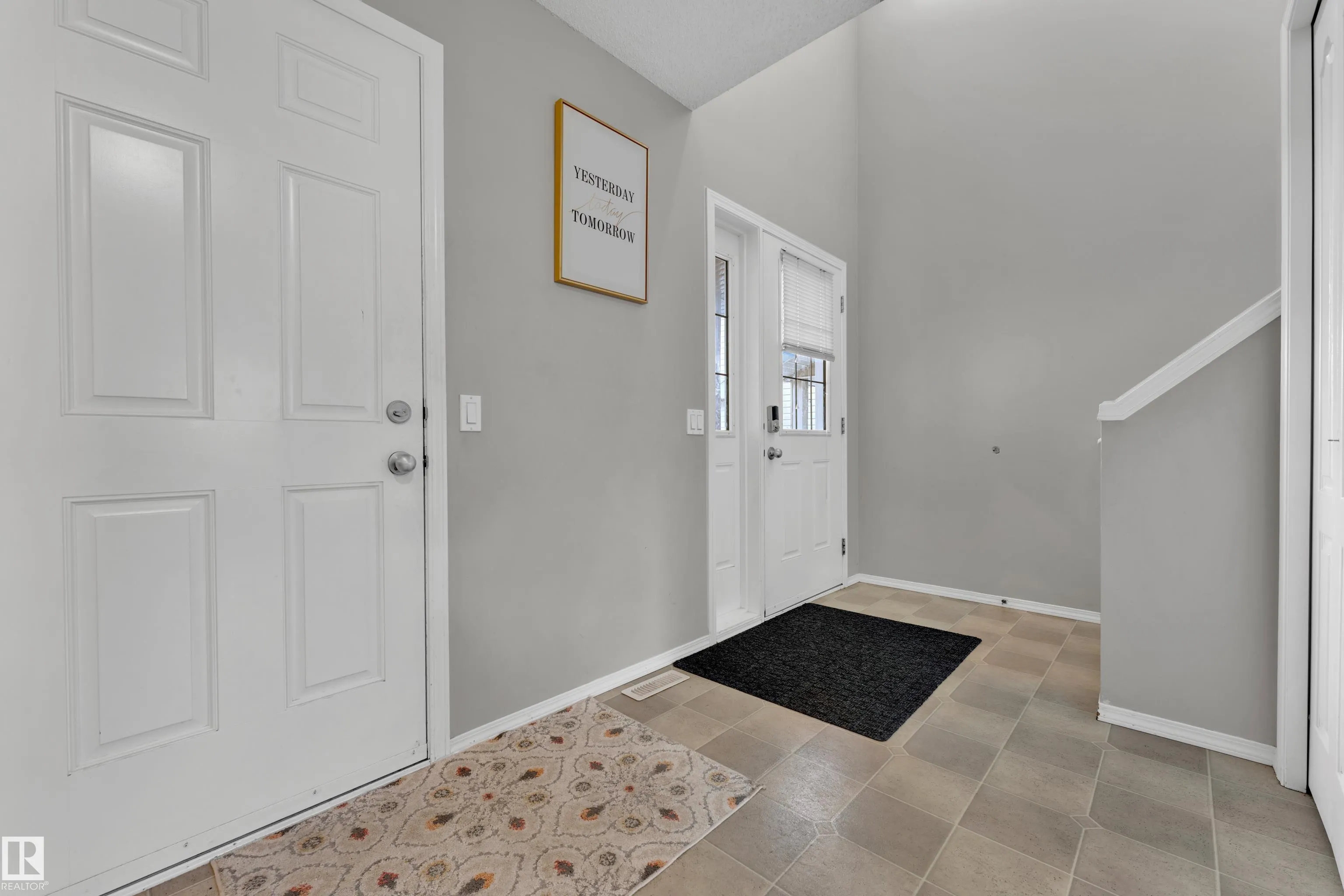 331 SILVER BERRY Road