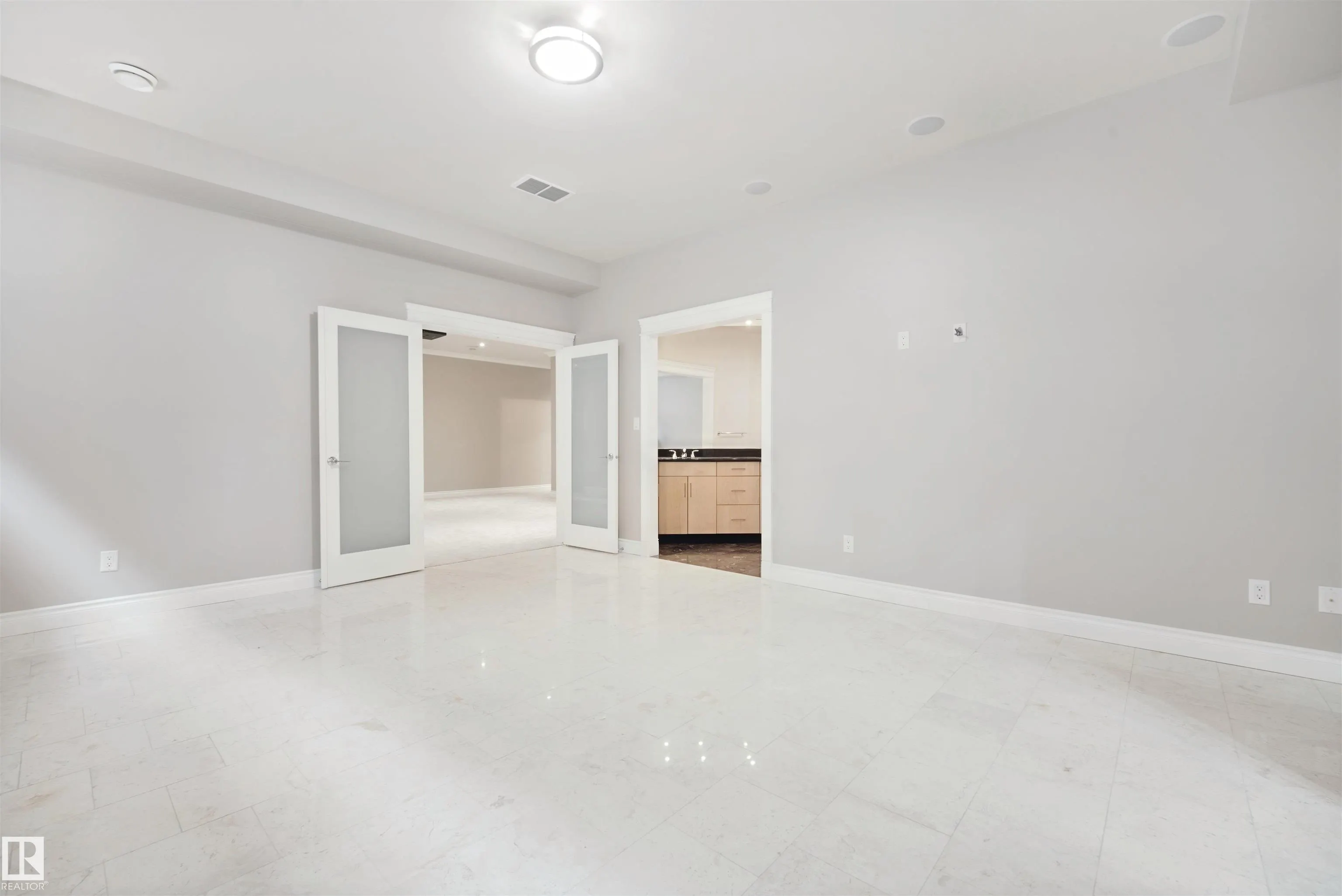 5014 Donsdale Drive