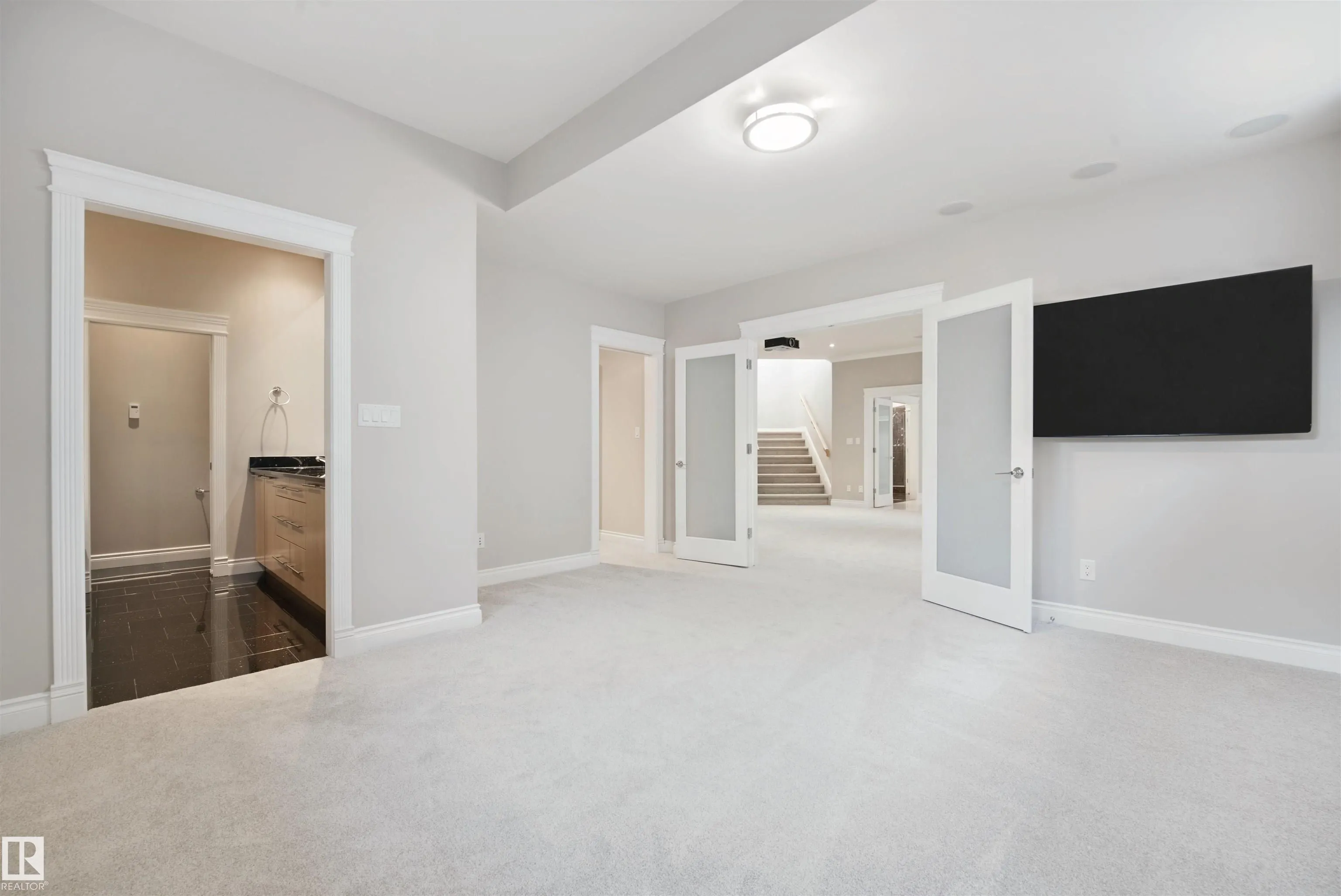 5014 Donsdale Drive