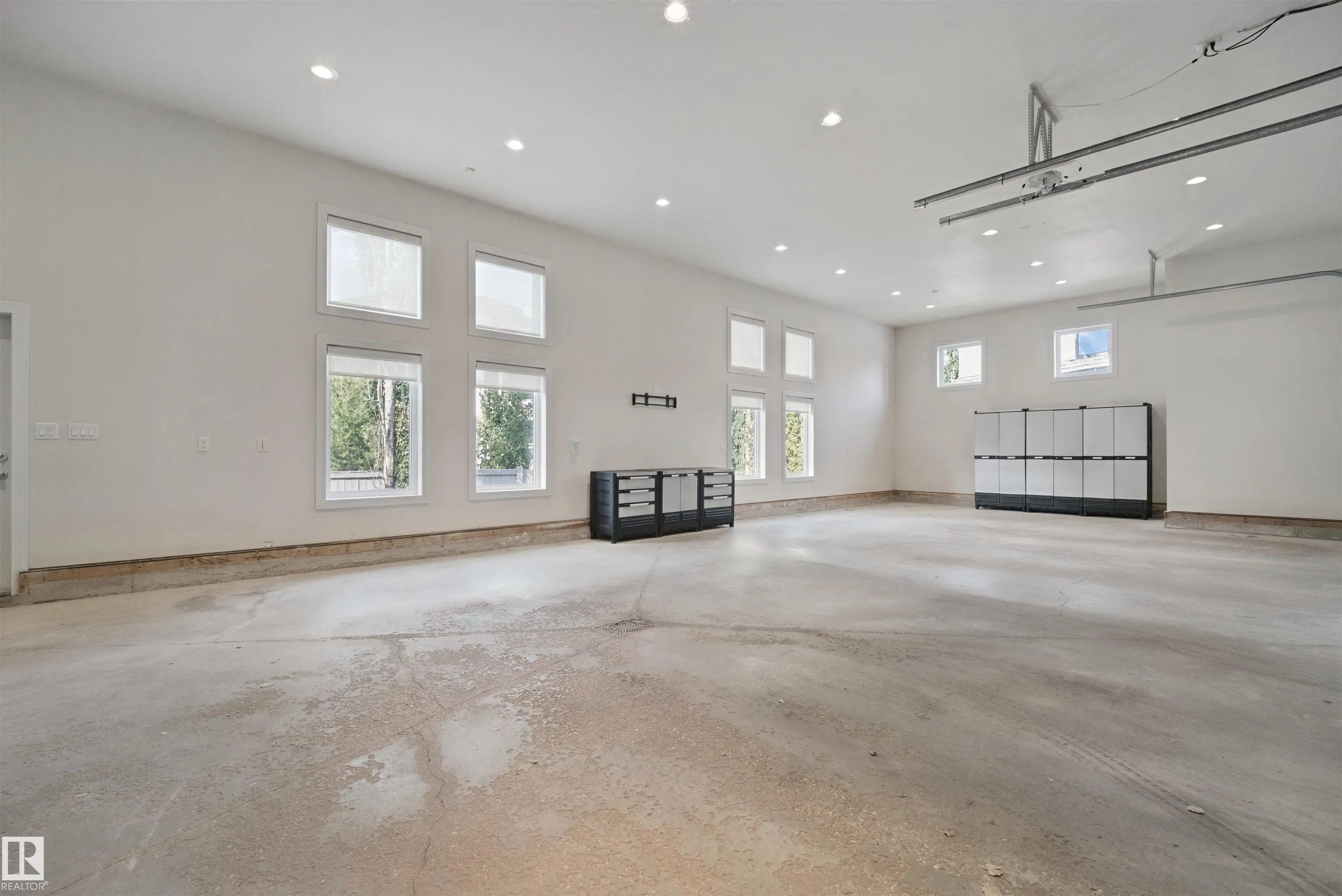 5014 Donsdale Drive