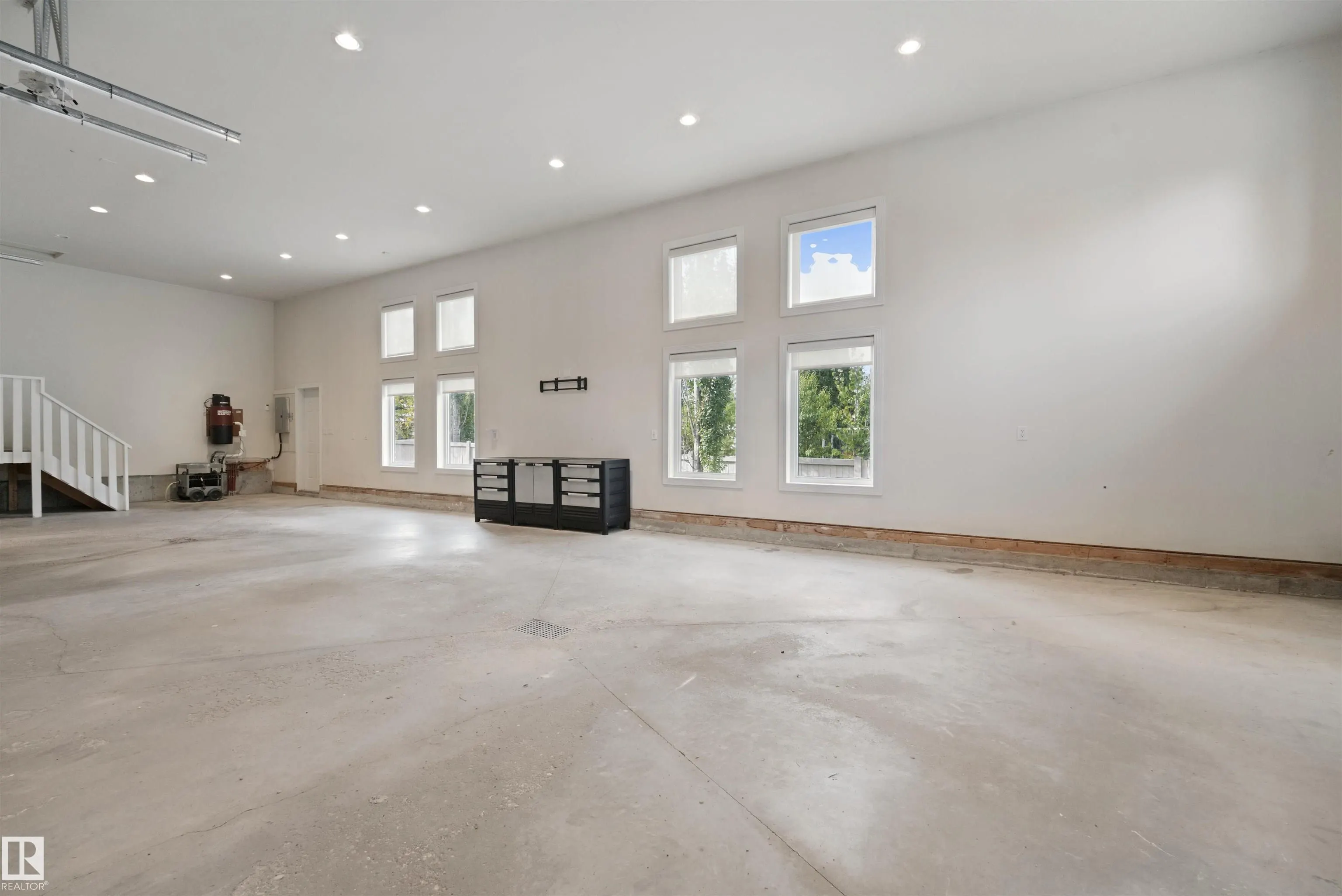 5014 Donsdale Drive