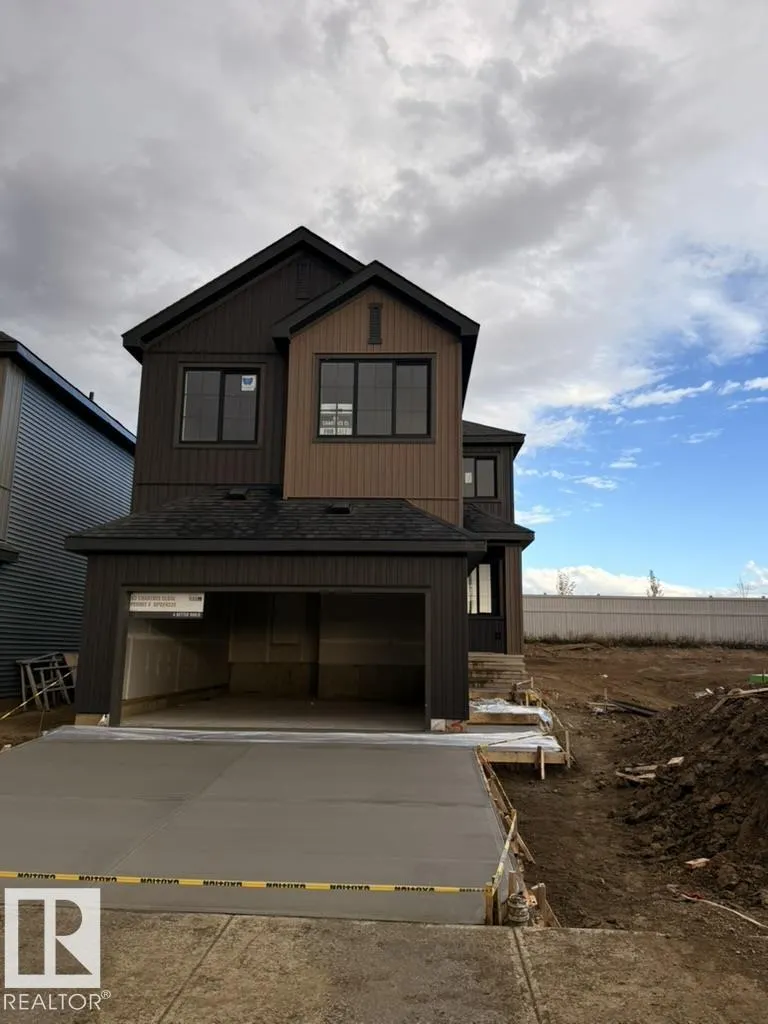 63 Chartres Close