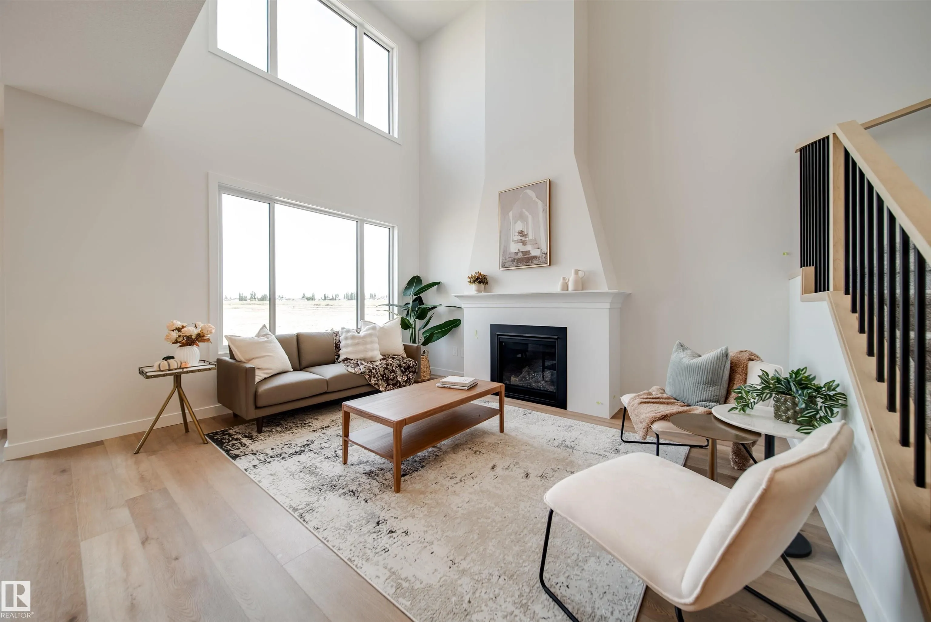 63 Chartres Close