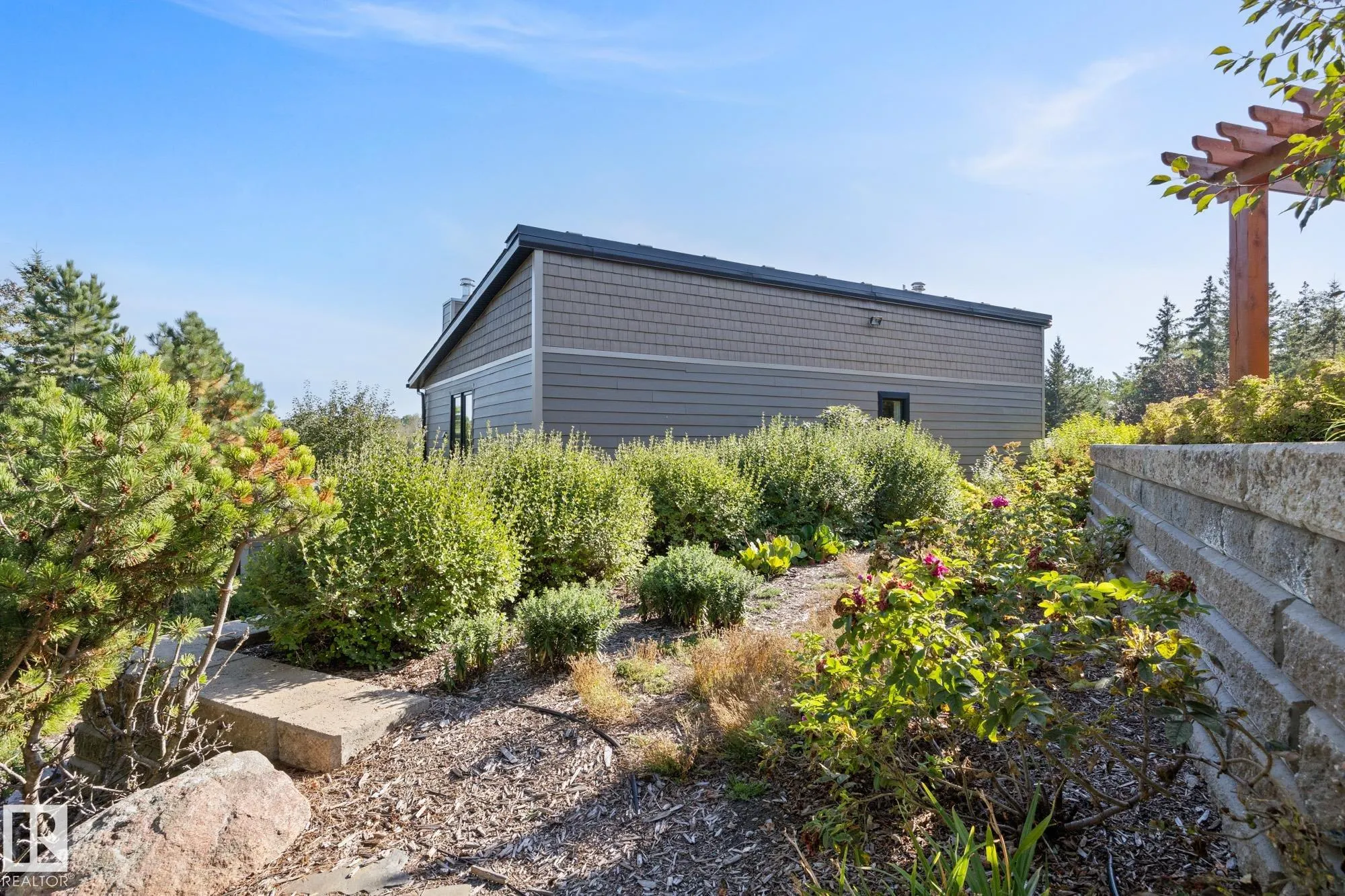 51109 RGE ROAD 210