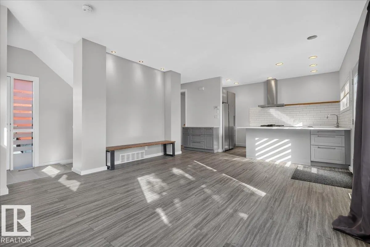14315 STONY PLAIN Road