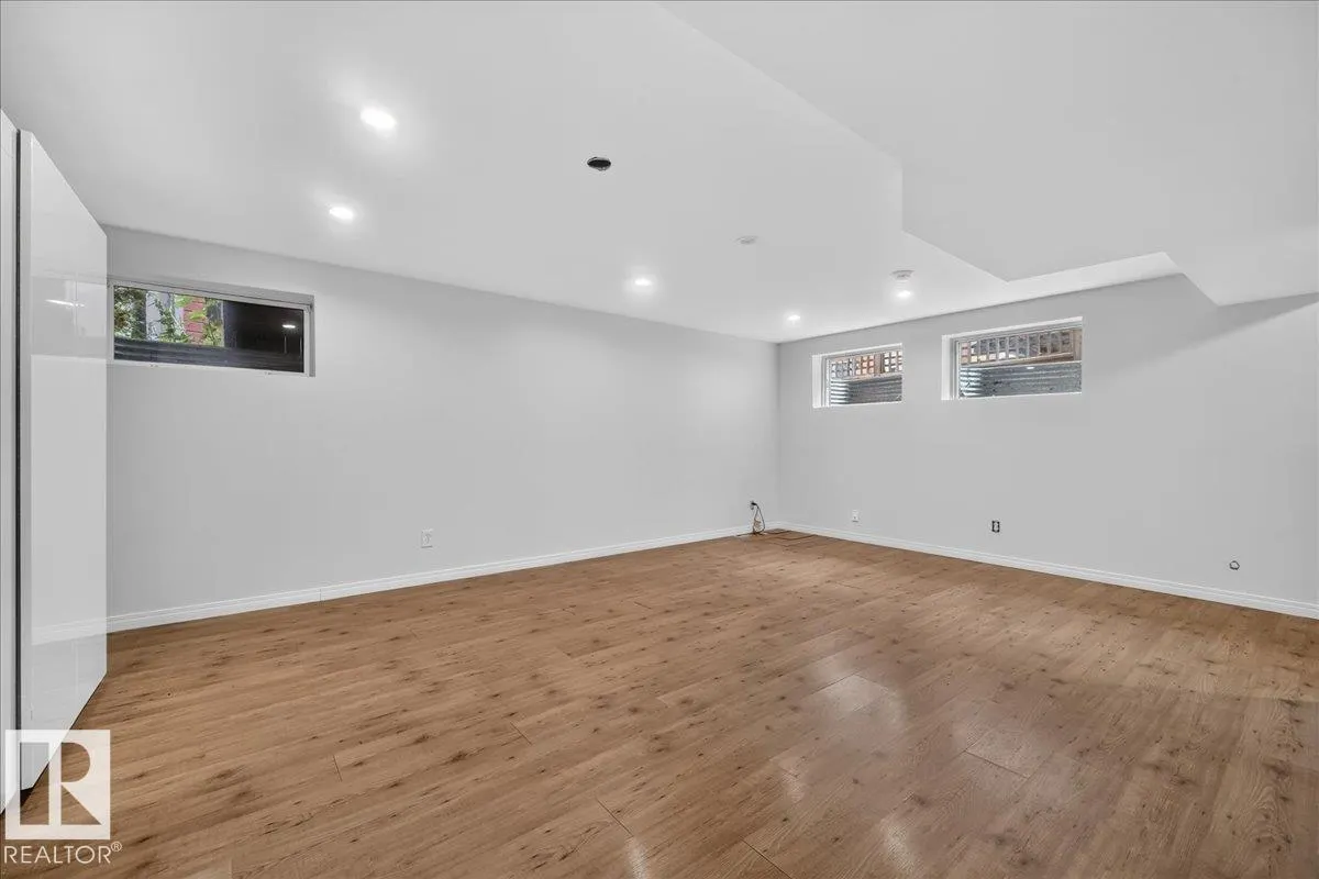 14315 STONY PLAIN Road