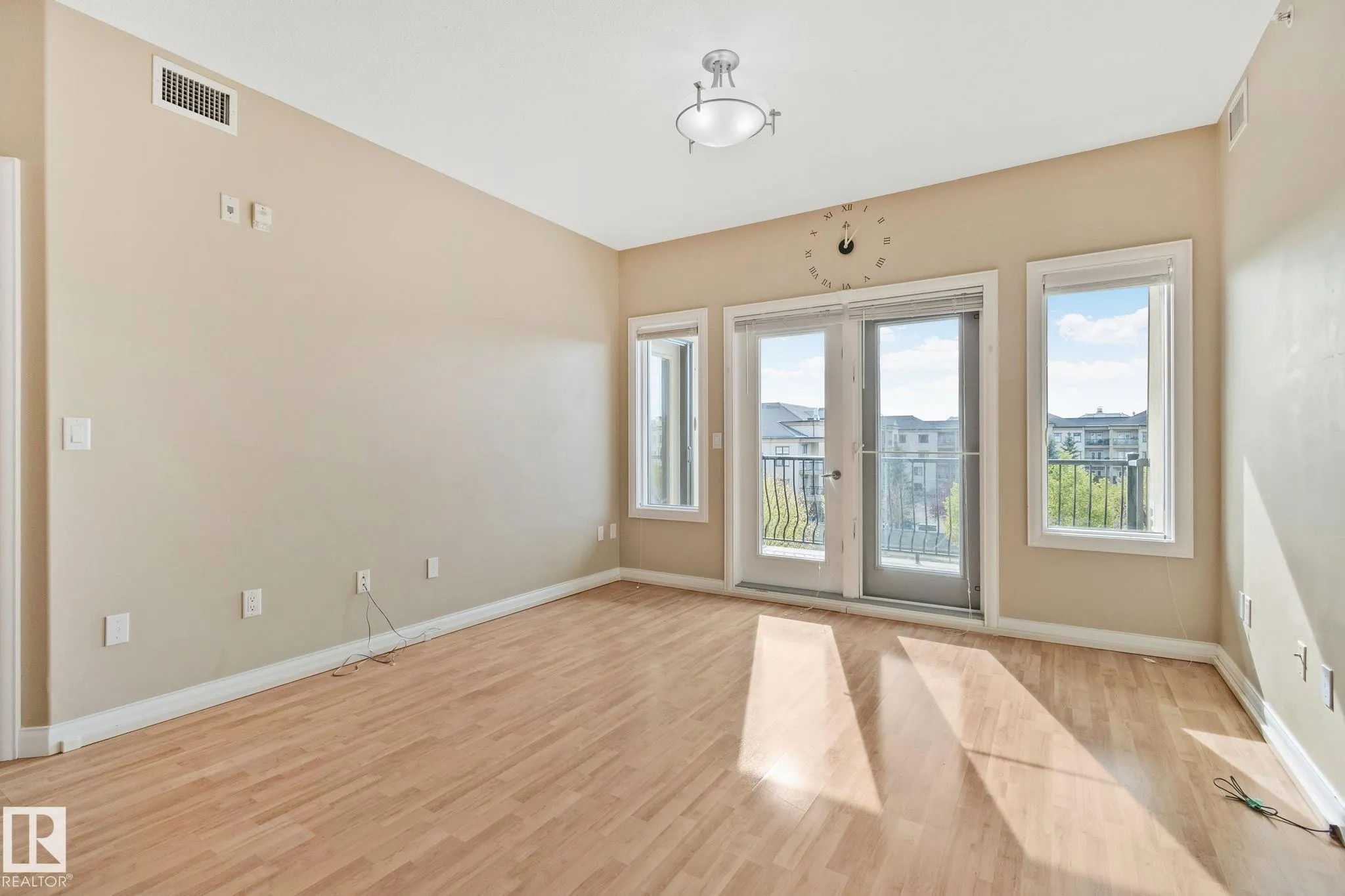 1406 HODGSON Way