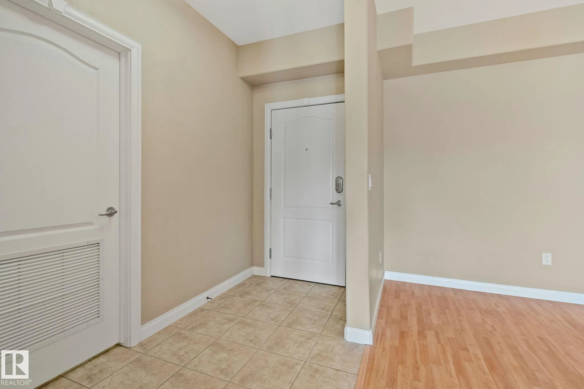 1406 HODGSON Way