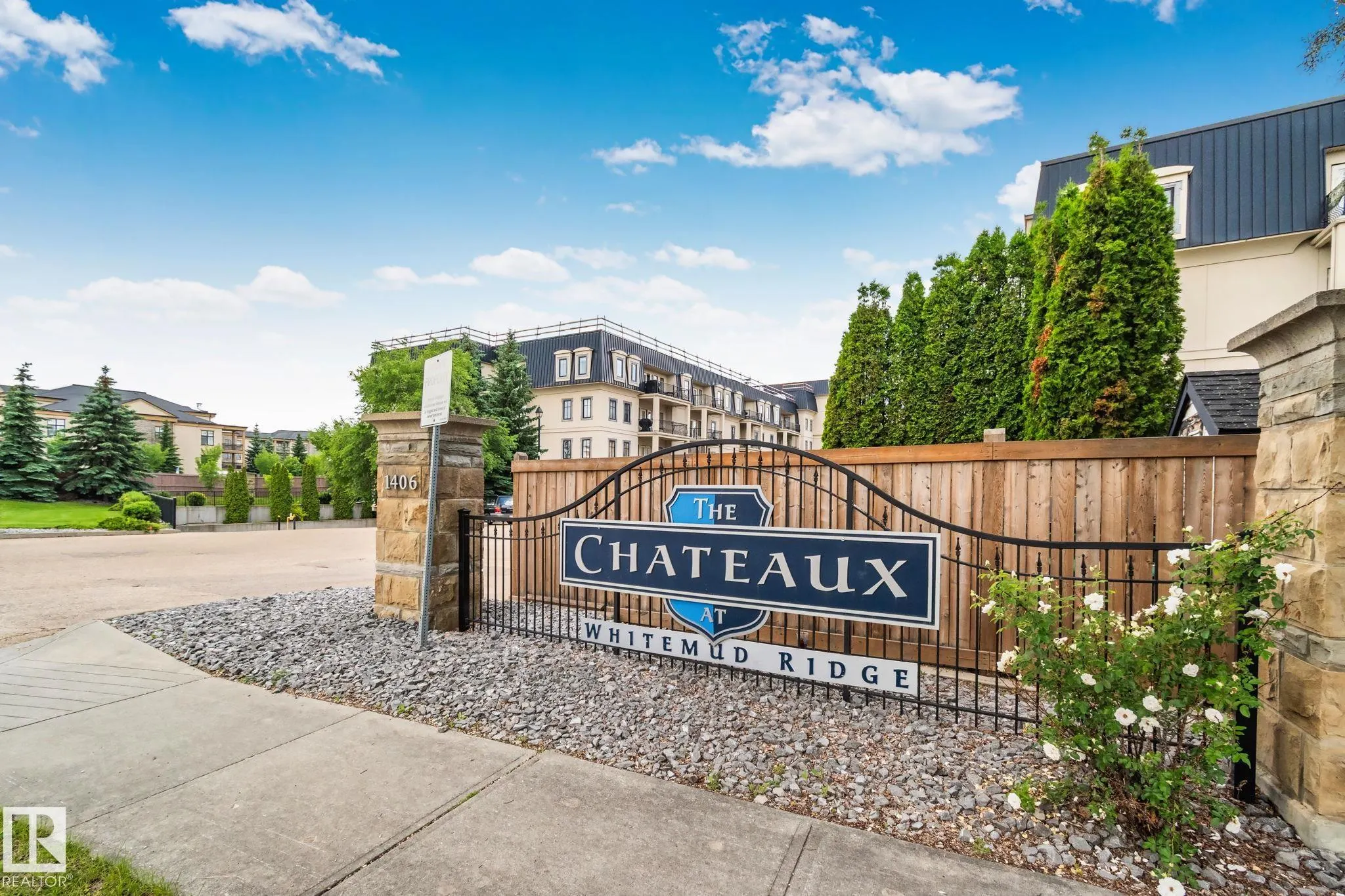 1406 HODGSON Way