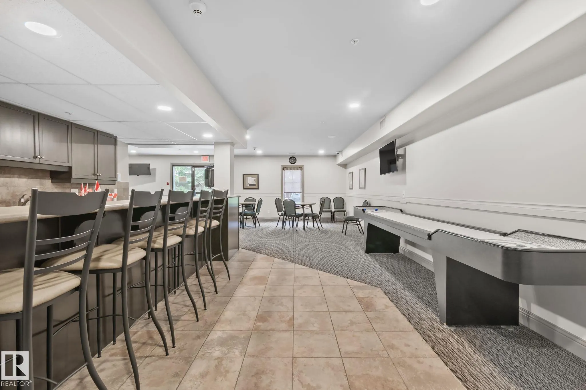 1406 HODGSON Way