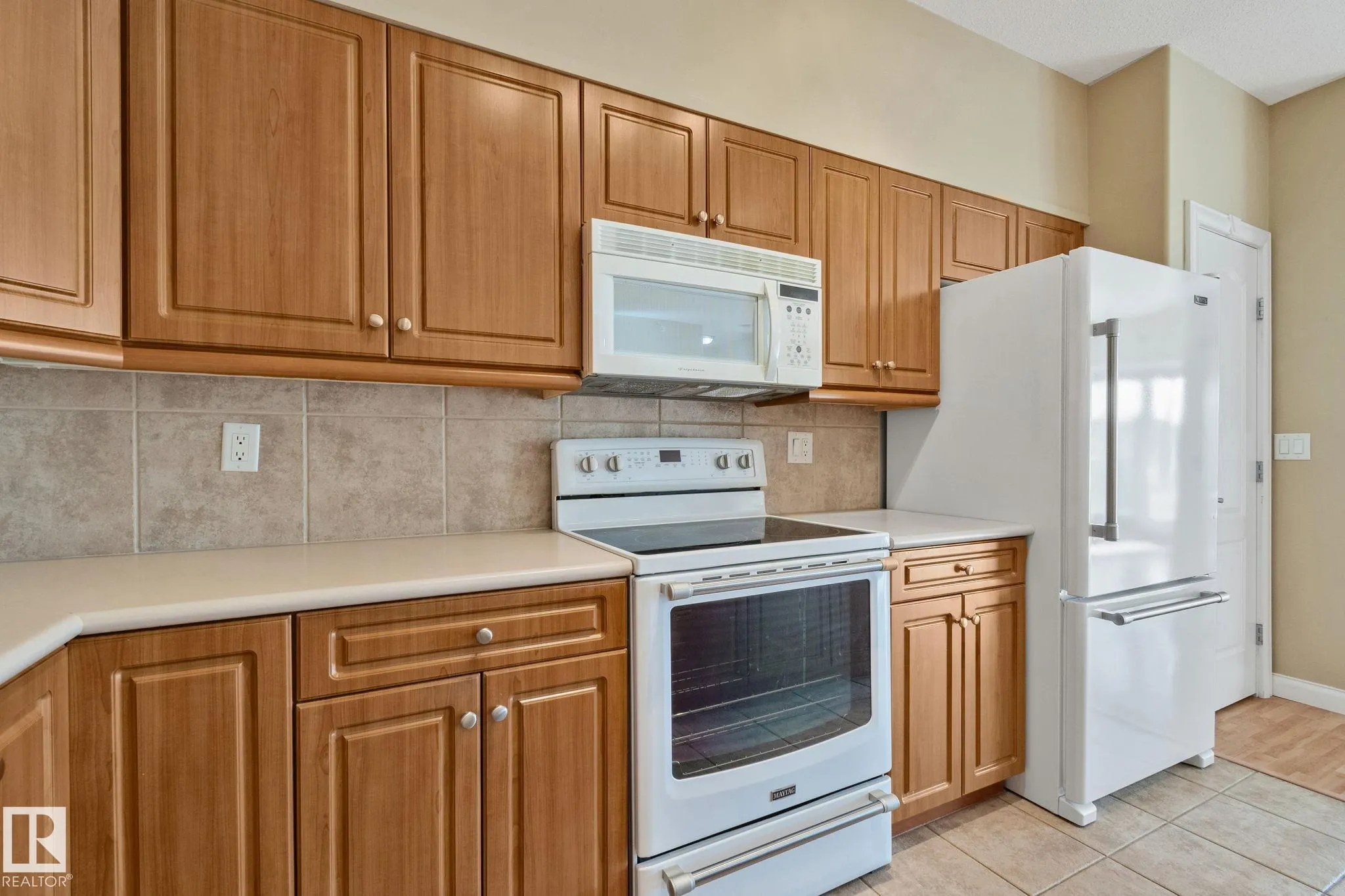 1406 HODGSON Way