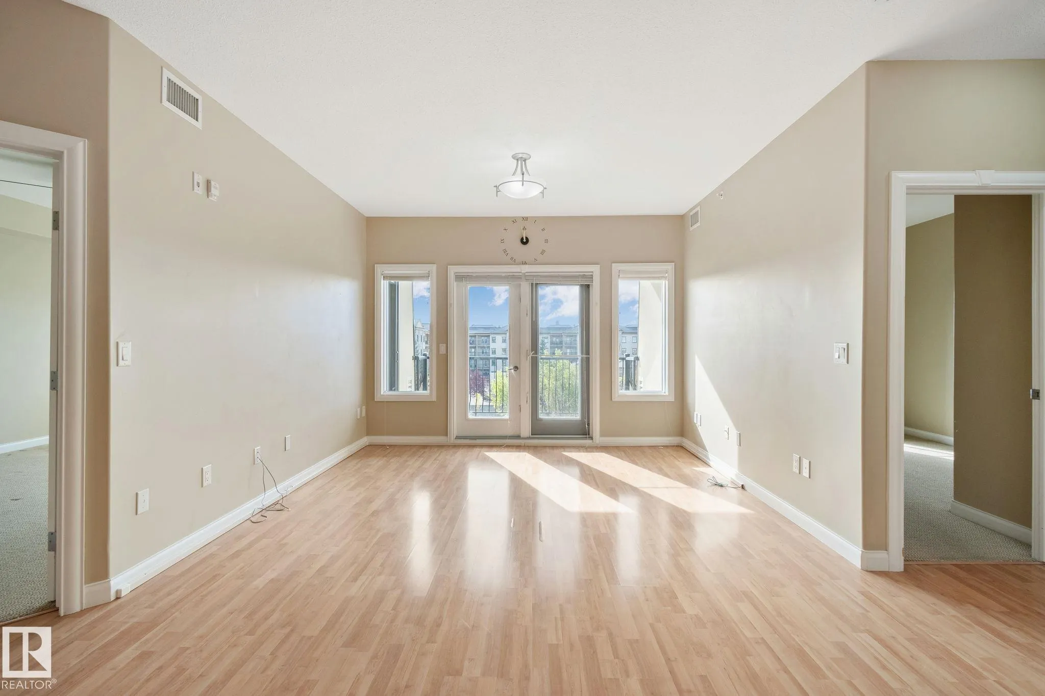 1406 HODGSON Way