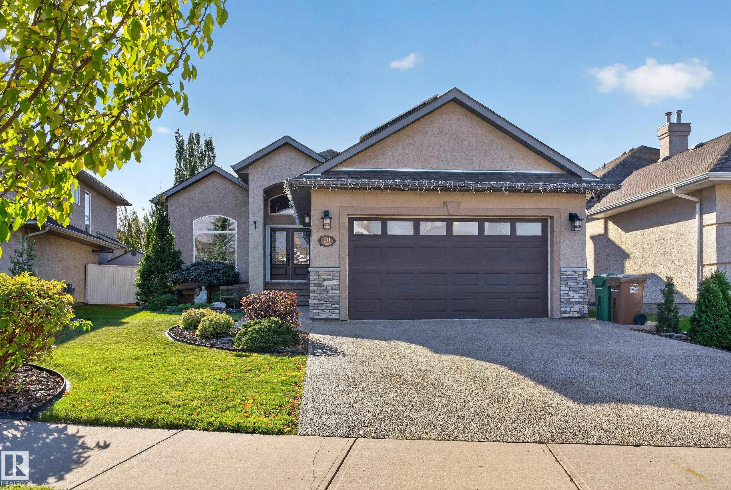 20 KINGSMOOR Close