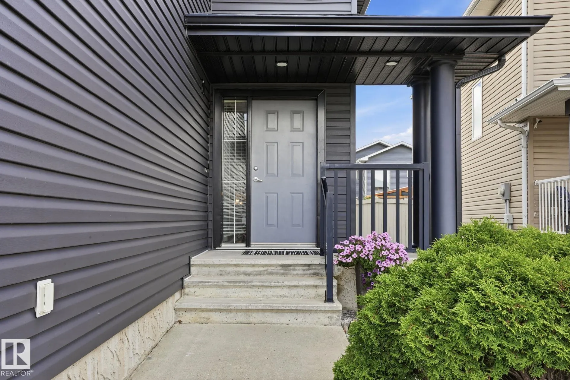 66 Willowby Close